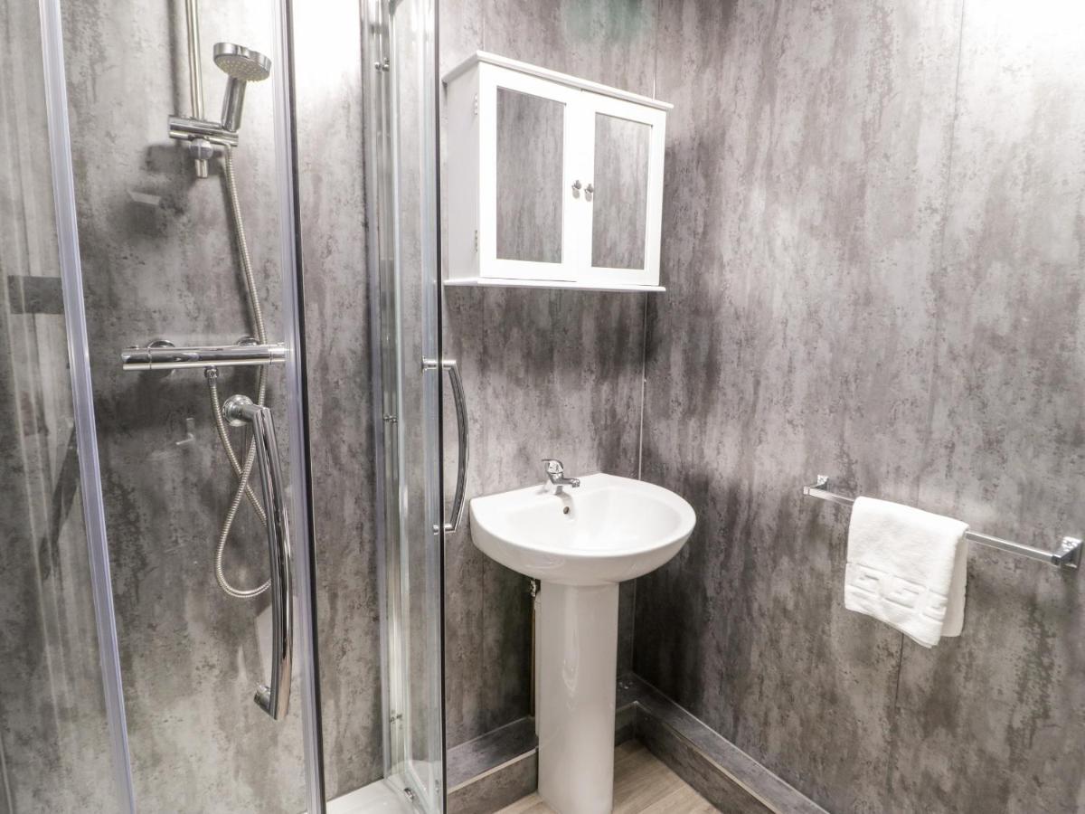 Holiday home 23 Deganwy Avenue