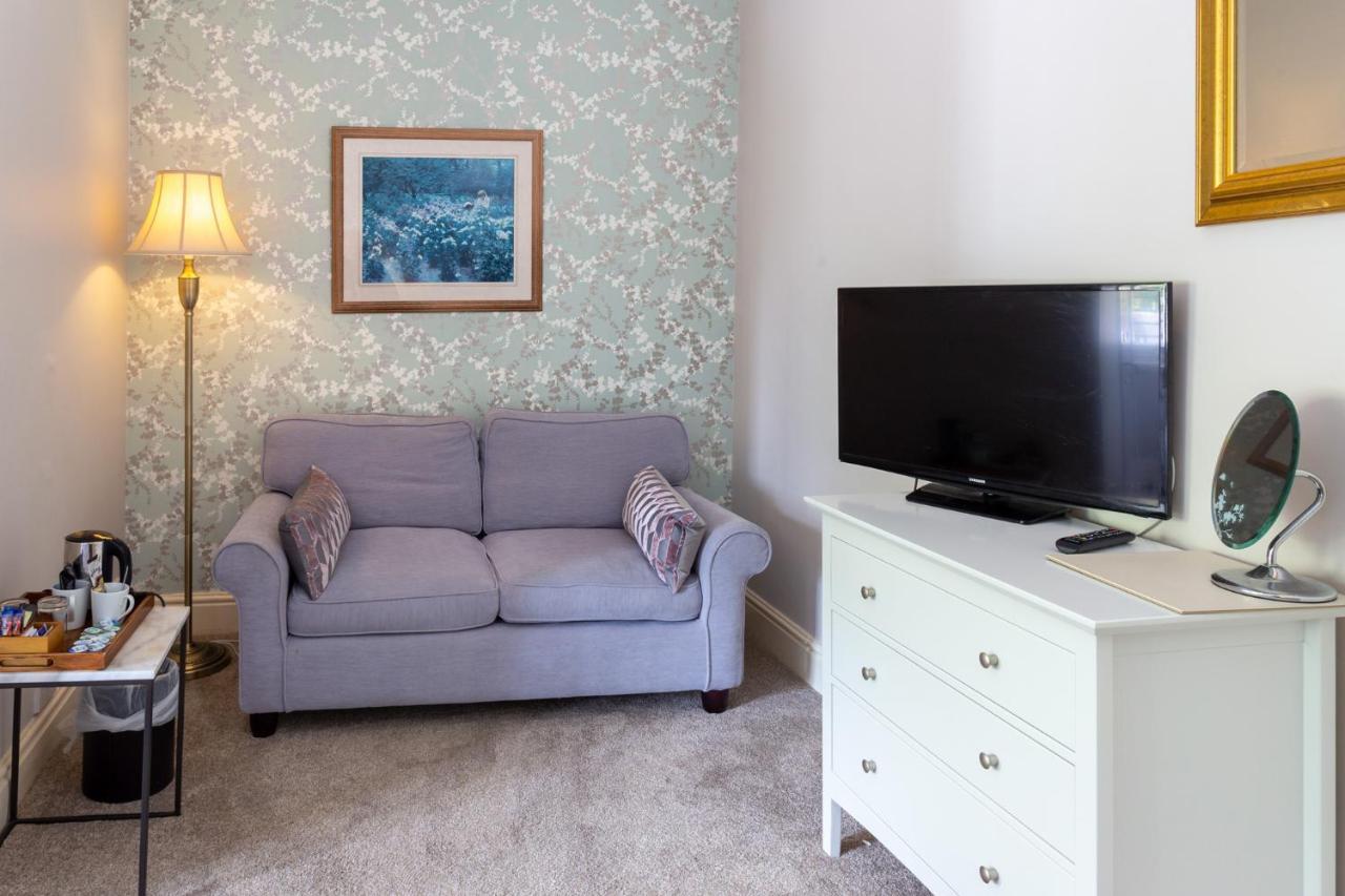 Guest house Sefton Court