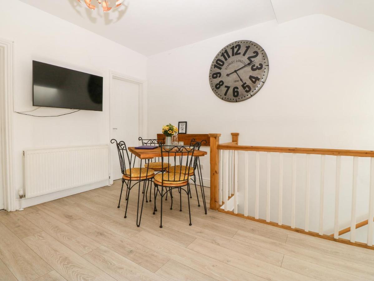 2 - Holiday home Llandudno