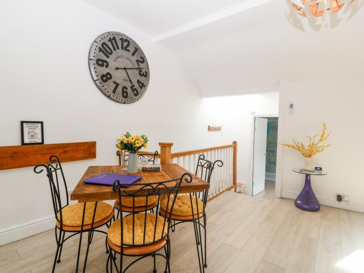 2 - Holiday home Llandudno