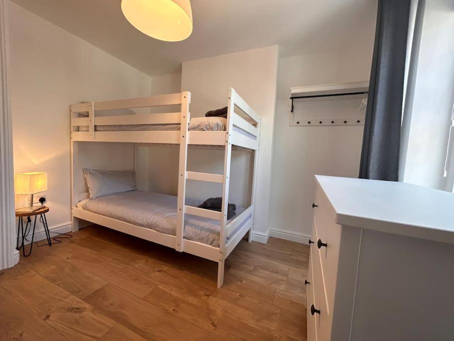 Mona - 3 Bed In Llandudno
