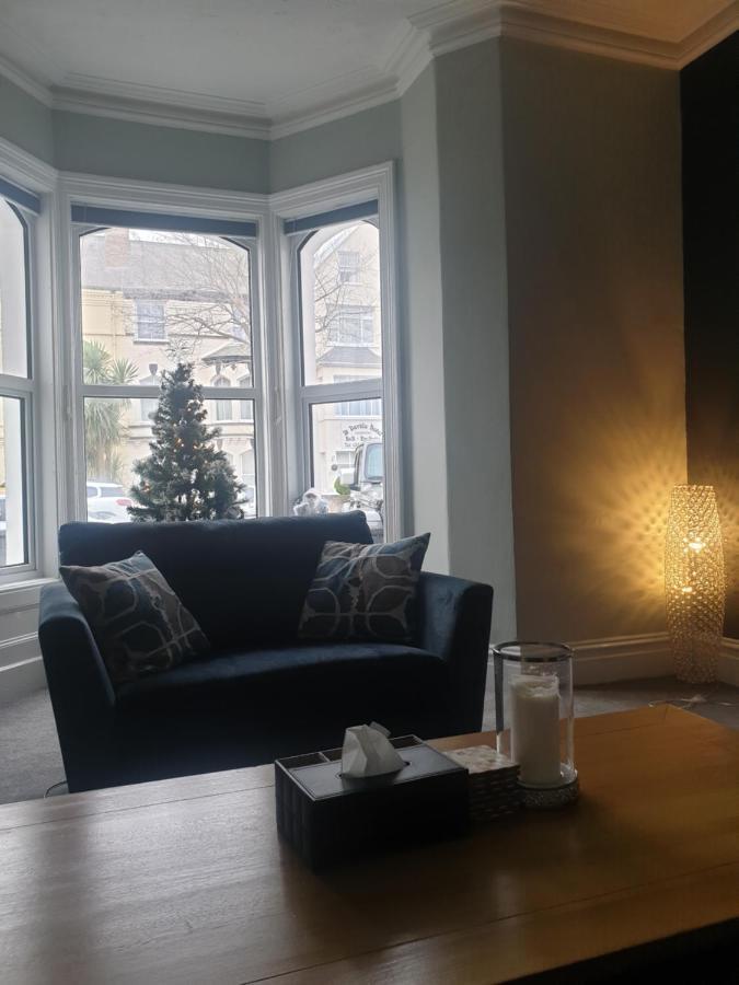 Guest house No 27 Chapel Street *