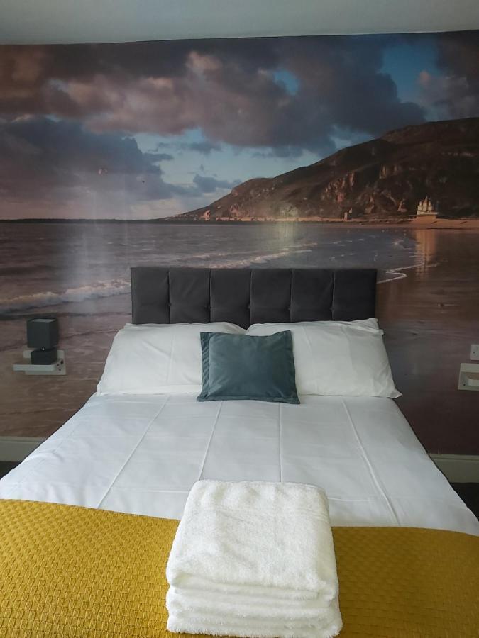 No 27 Chapel Street Guest house *