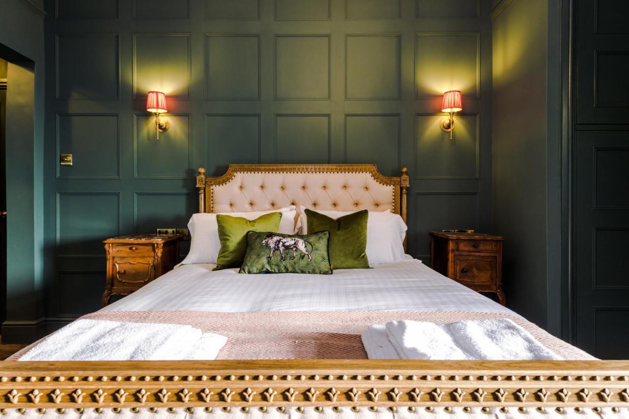 Russell Court By Orenda-luxe