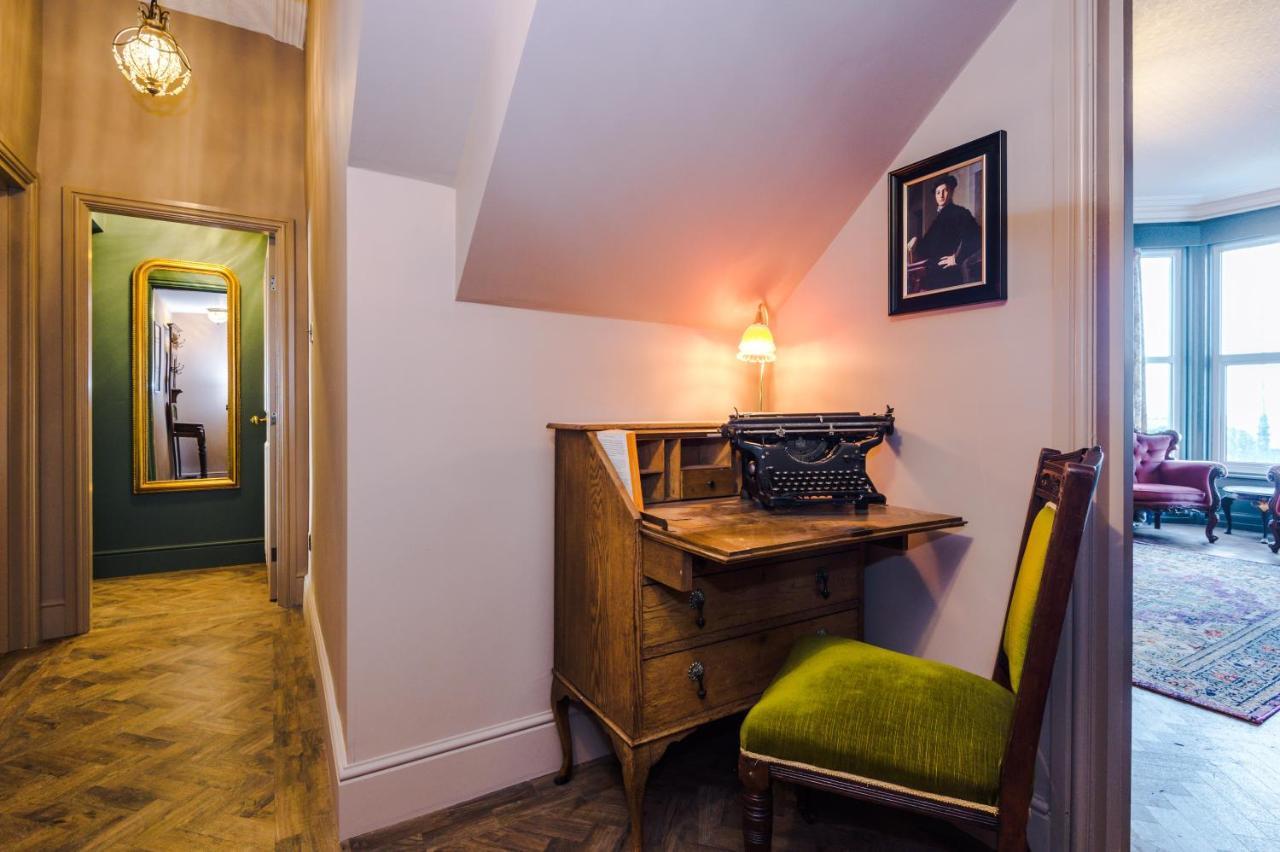 Russell Court By Orenda-luxe Aparthotel Llandudno