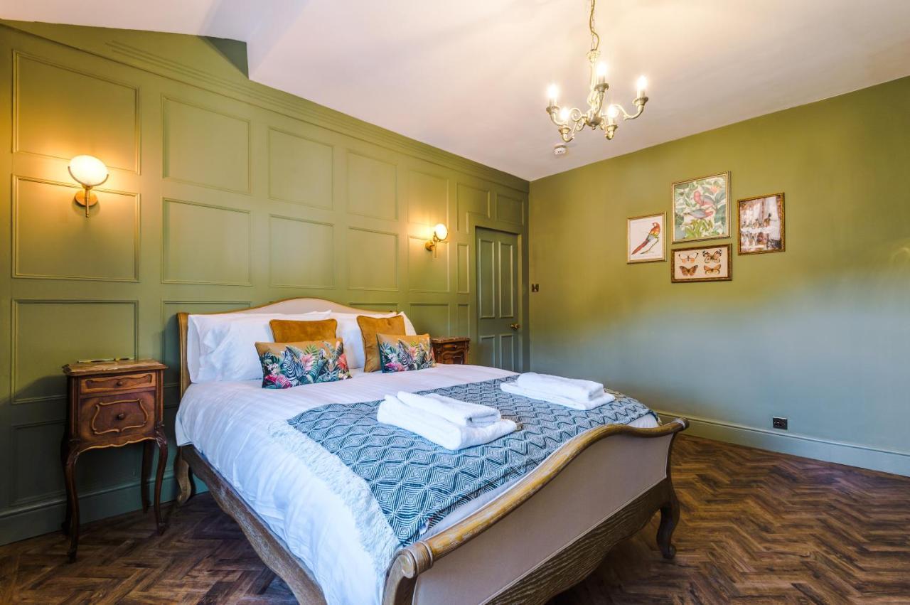Russell Court By Orenda-luxe Llandudno