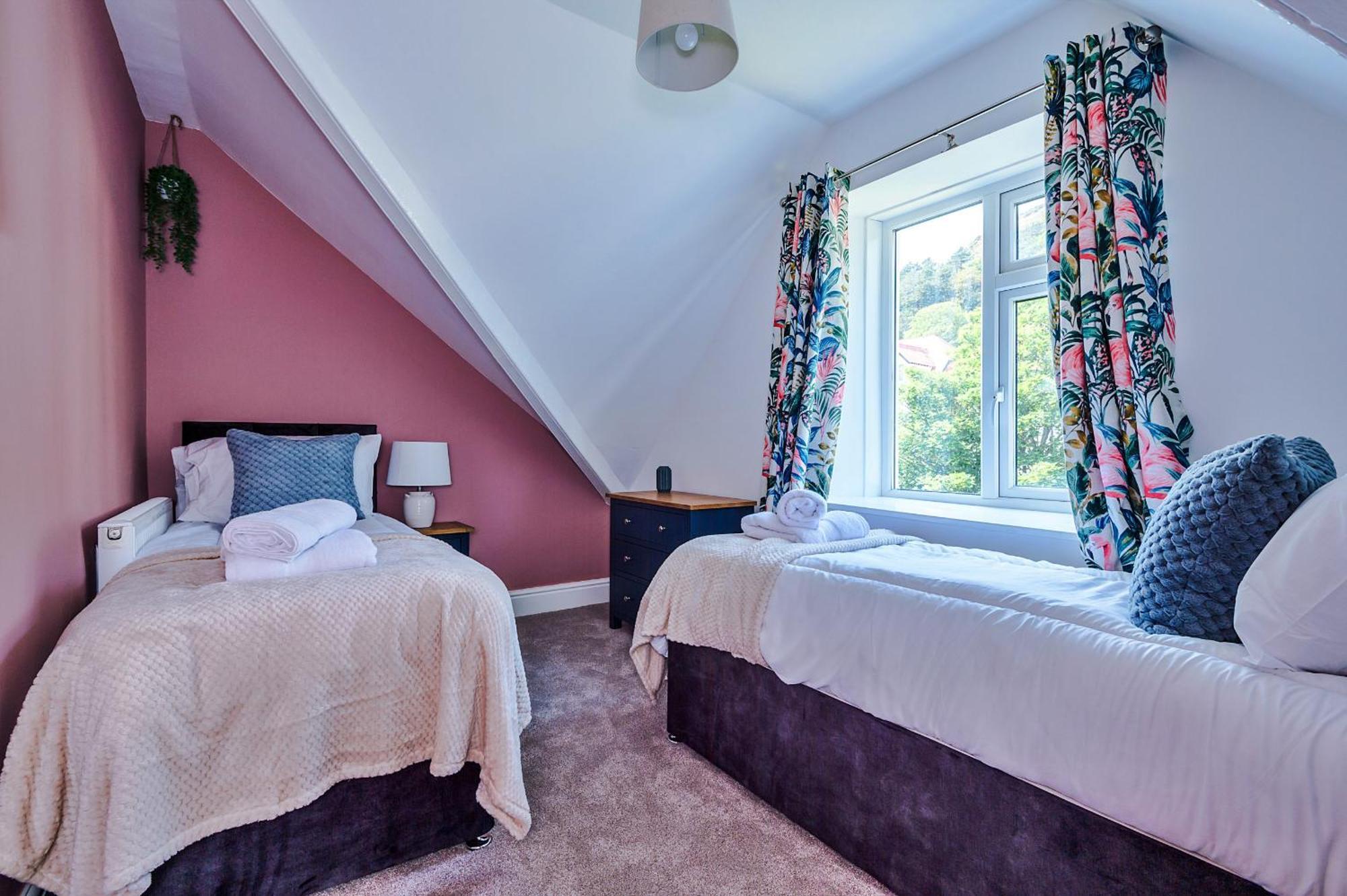 Finest Retreats - Abbey Road - Flat Six Apartment