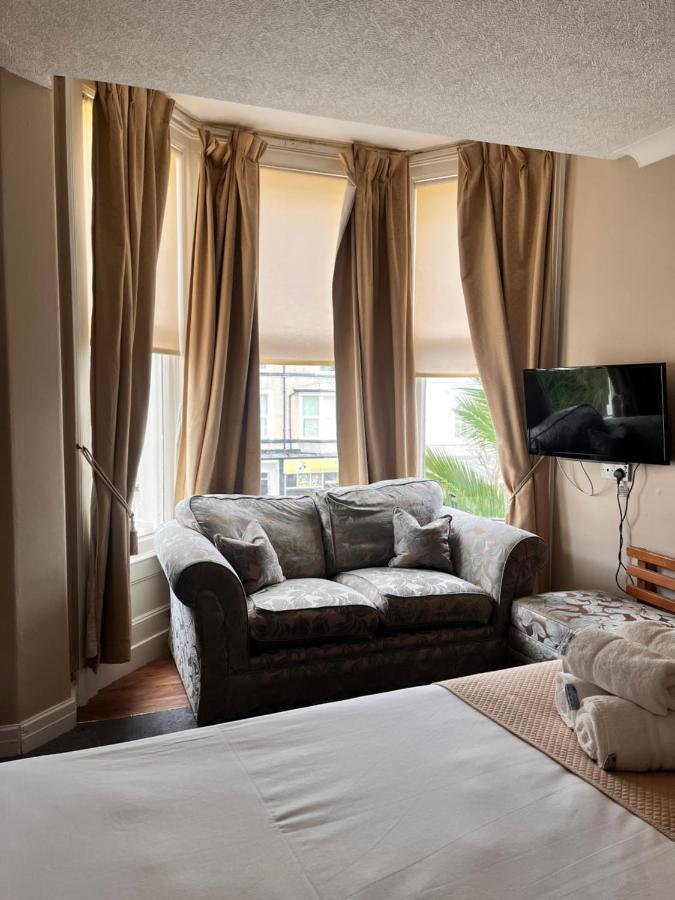 Rose Tor Hotel Llandudno