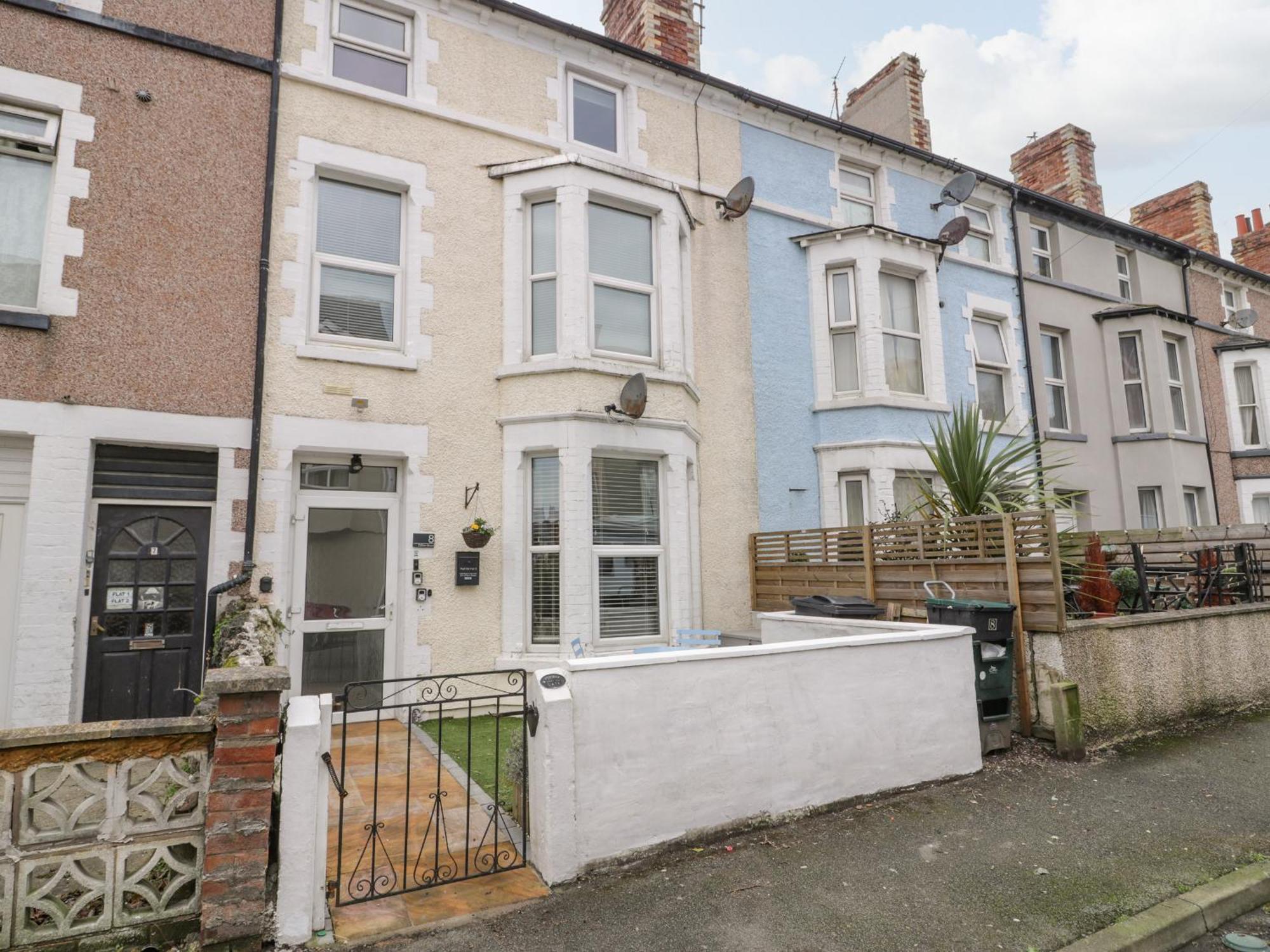 1 - * Llandudno