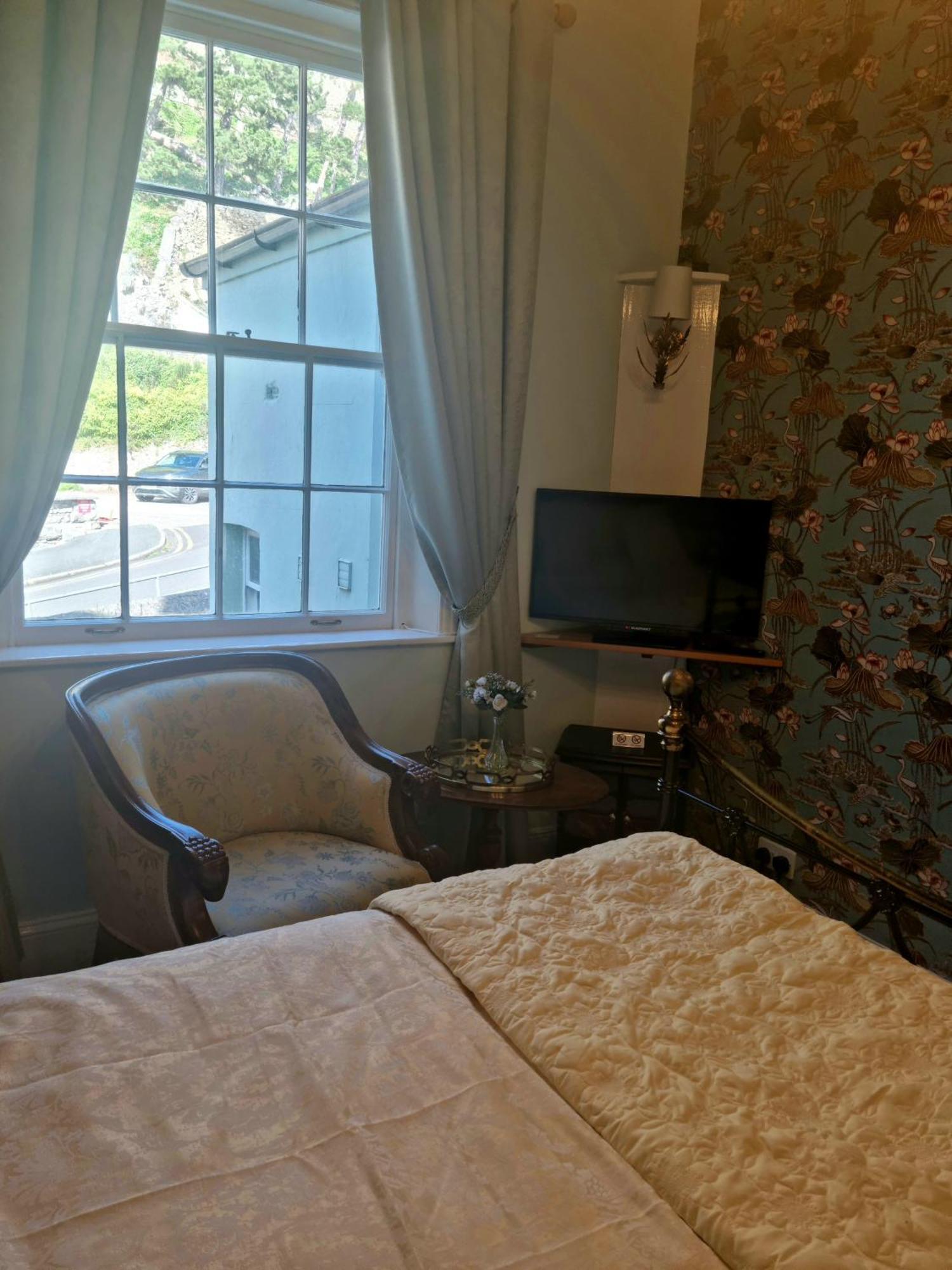 Mostyn House