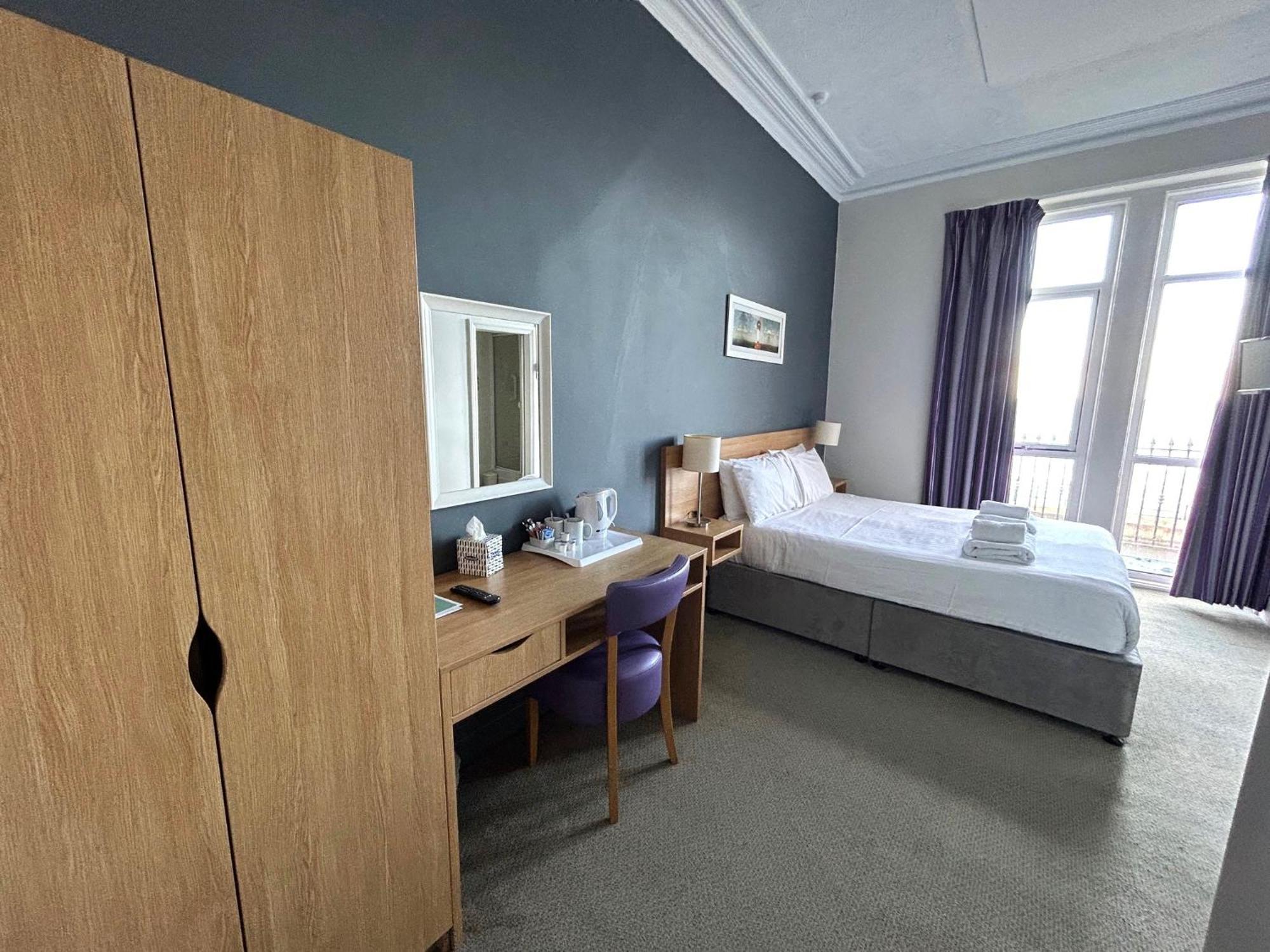 Hotel Seafront By Compass Hospitality 3*