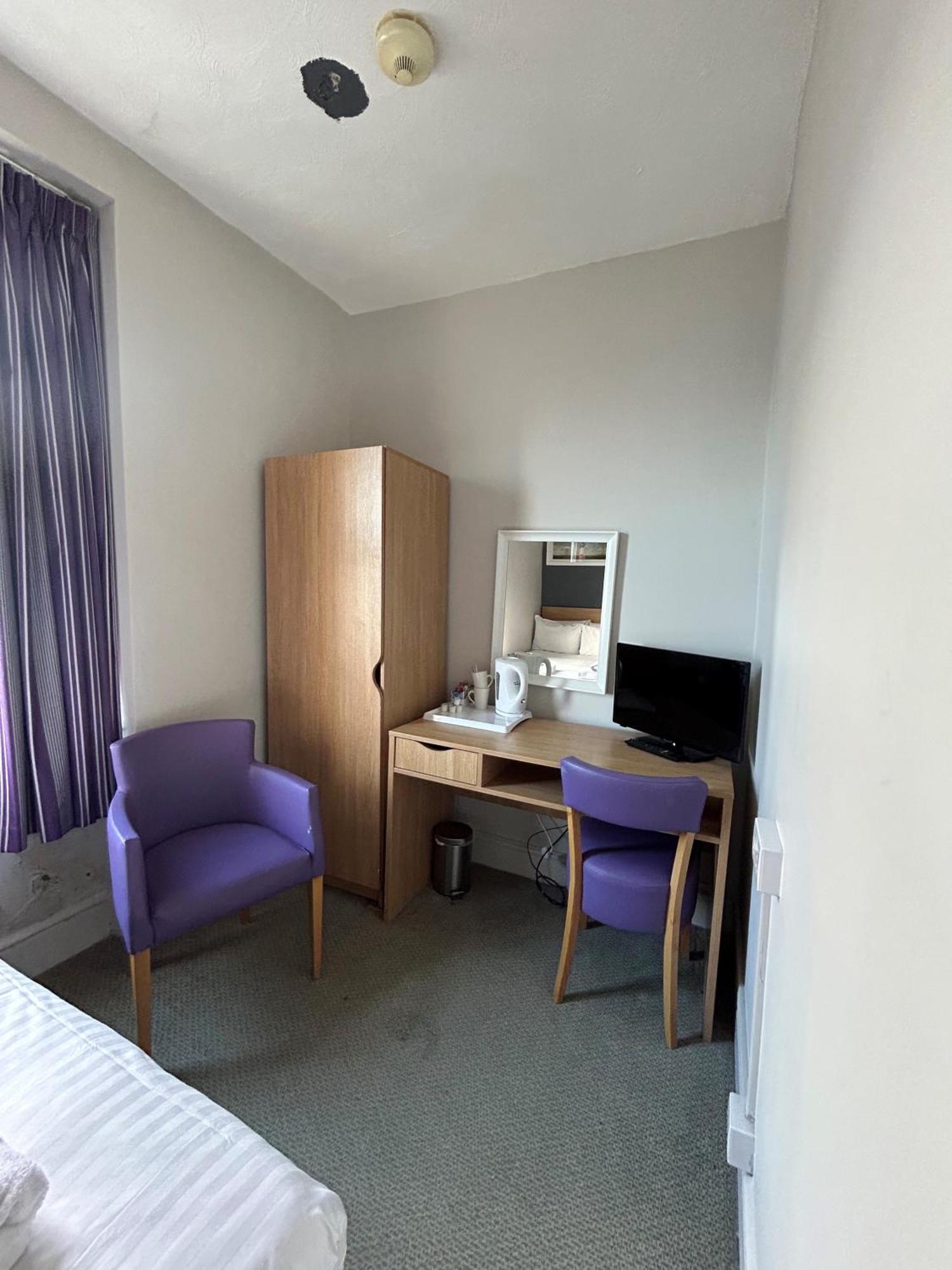 Hotel Seafront By Compass Hospitality 3*