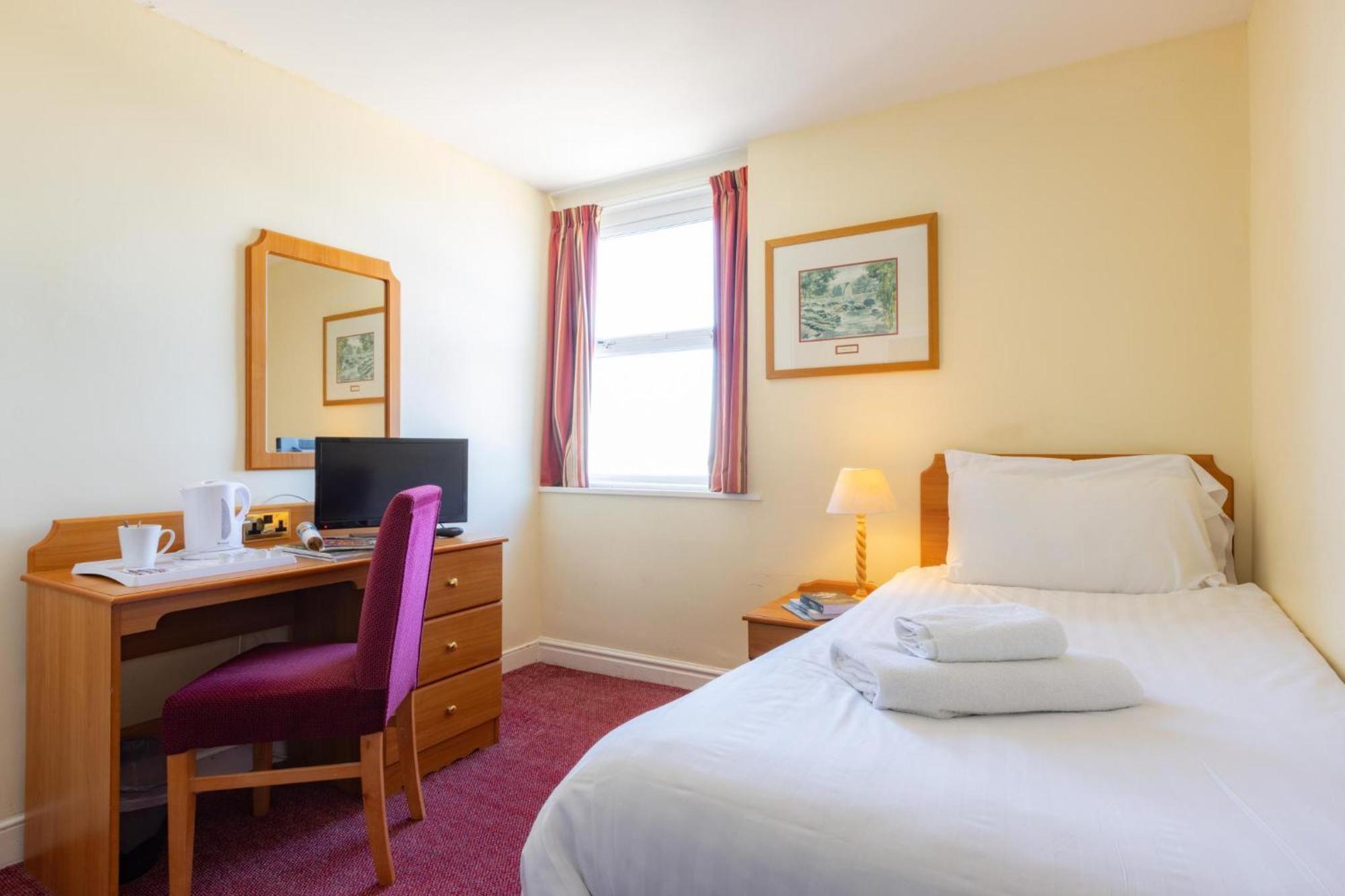 Seafront By Compass Hospitality 3* Llandudno