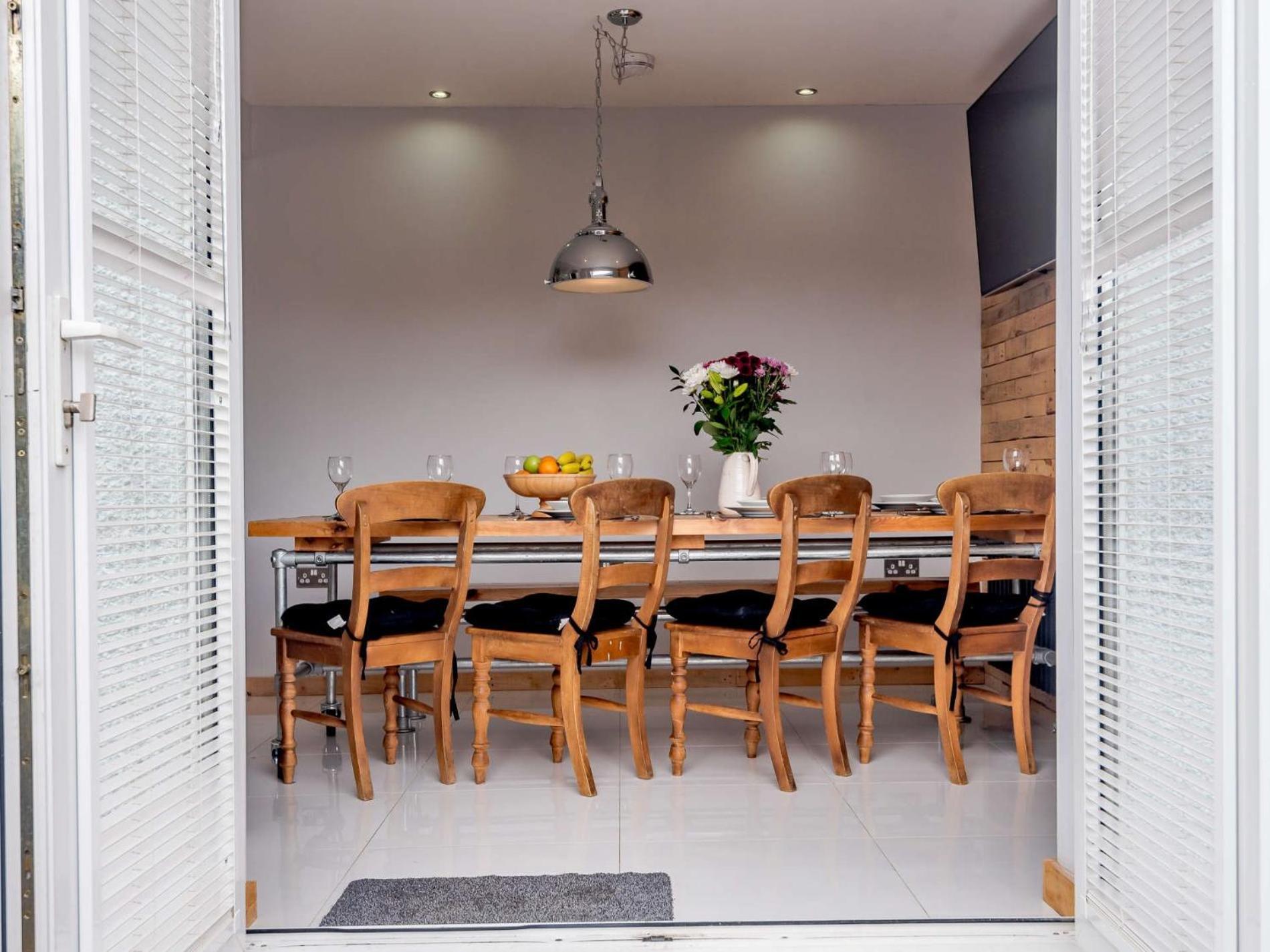 4 Bed In 75466 Holiday home