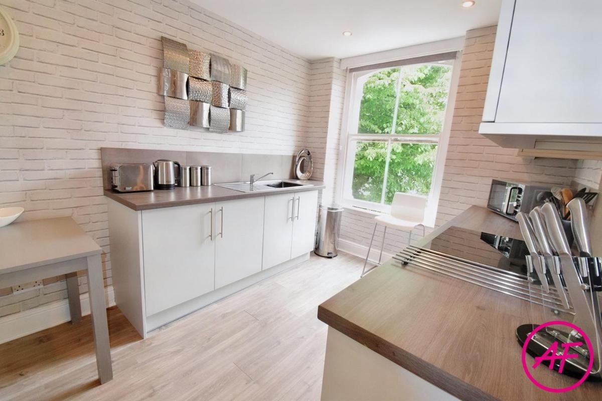 Apartment Willesden, Flat1 Lovely Spacious 1 Bedroom Flat, Heart Of