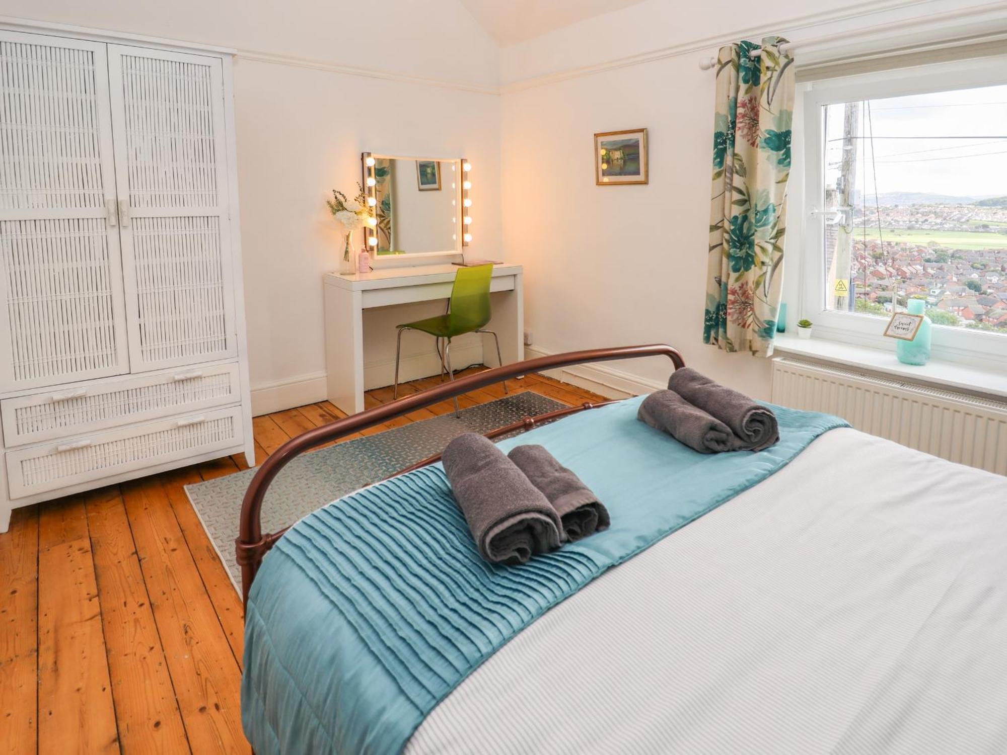 Euryn View Holiday home