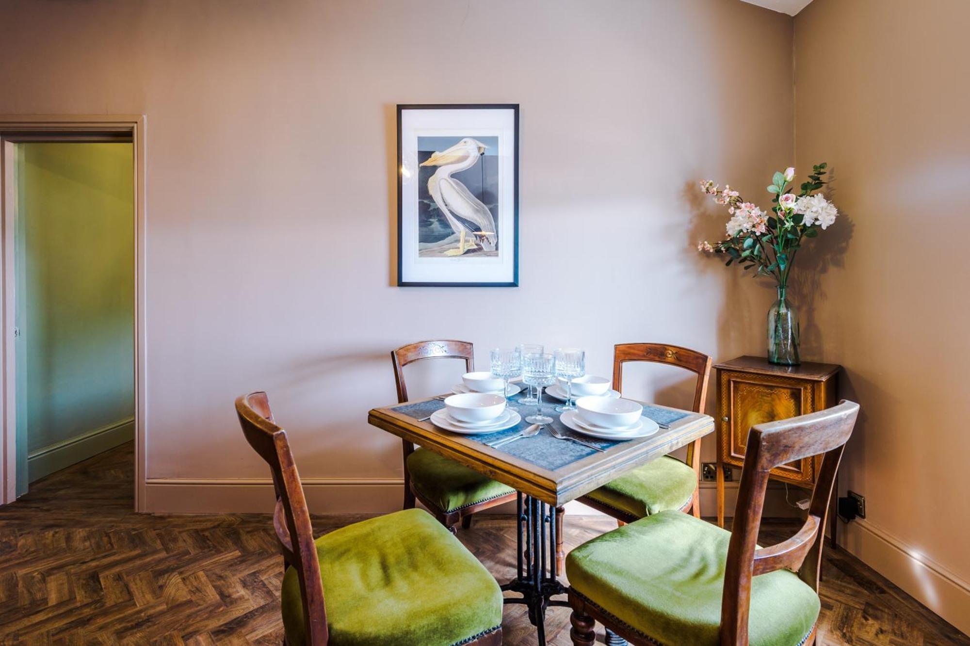 Russell Court By Orenda-luxe Llandudno