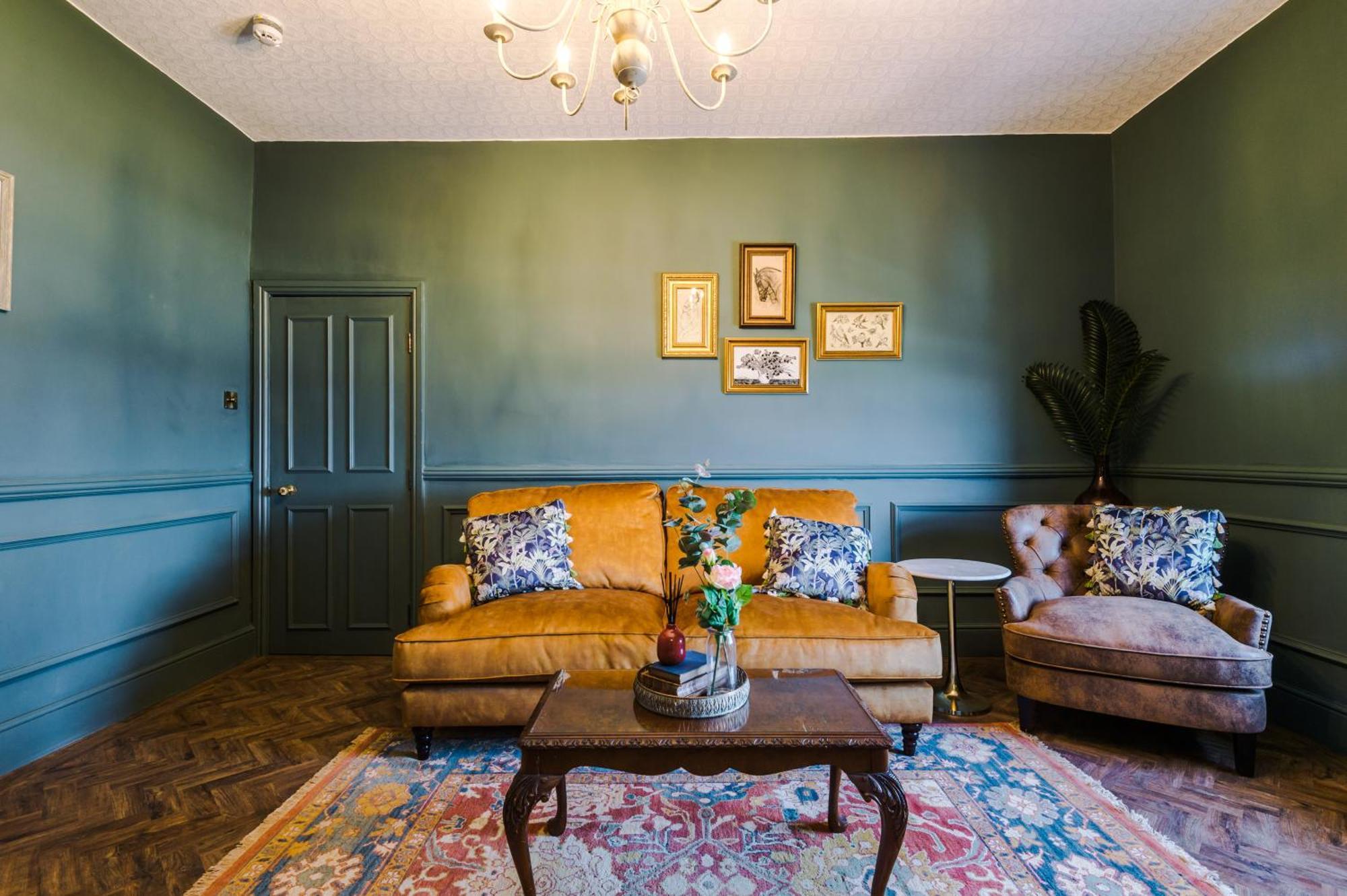 Aparthotel Russell Court By Orenda-luxe Llandudno