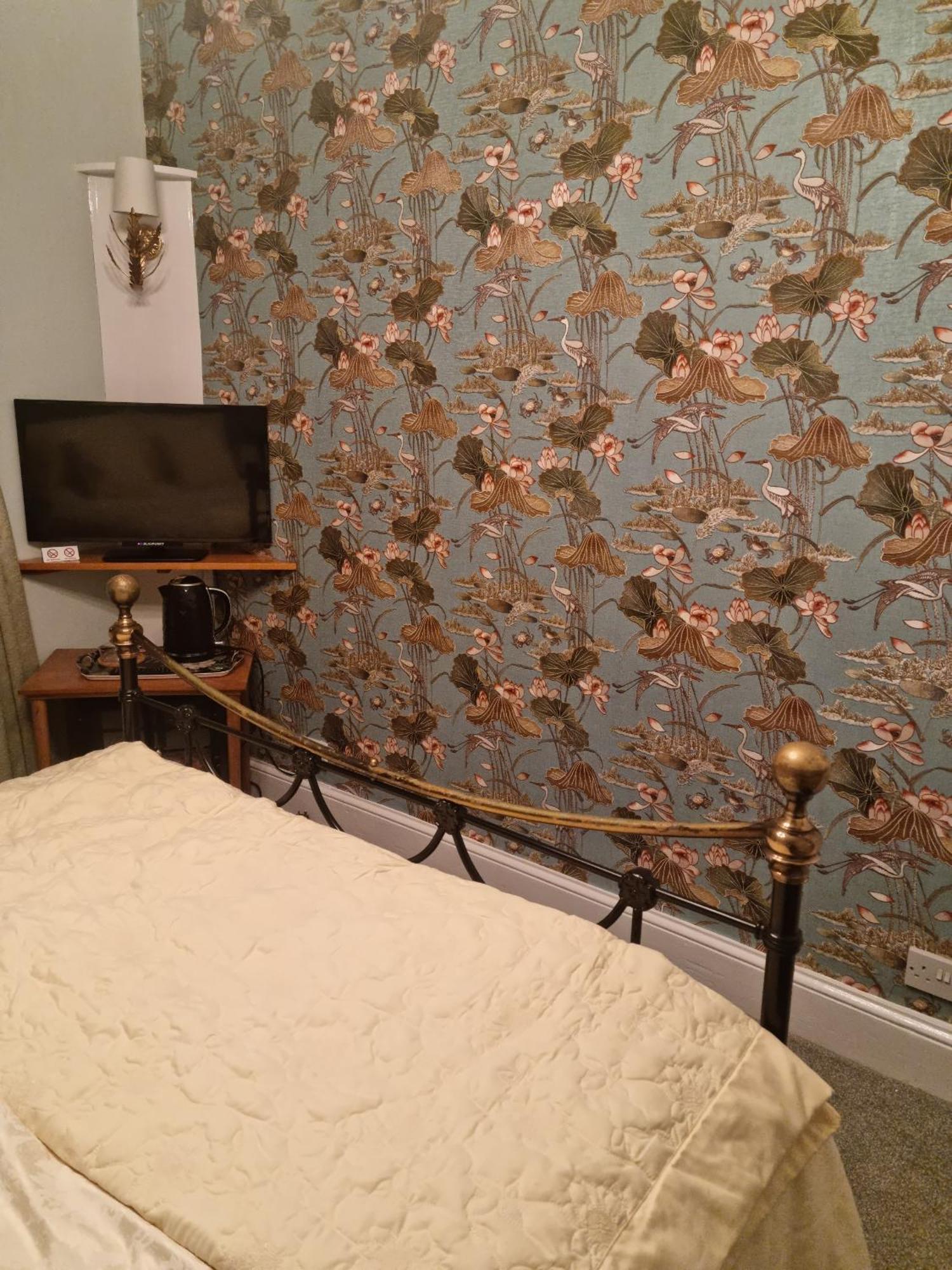 Guest house Mostyn House 3*