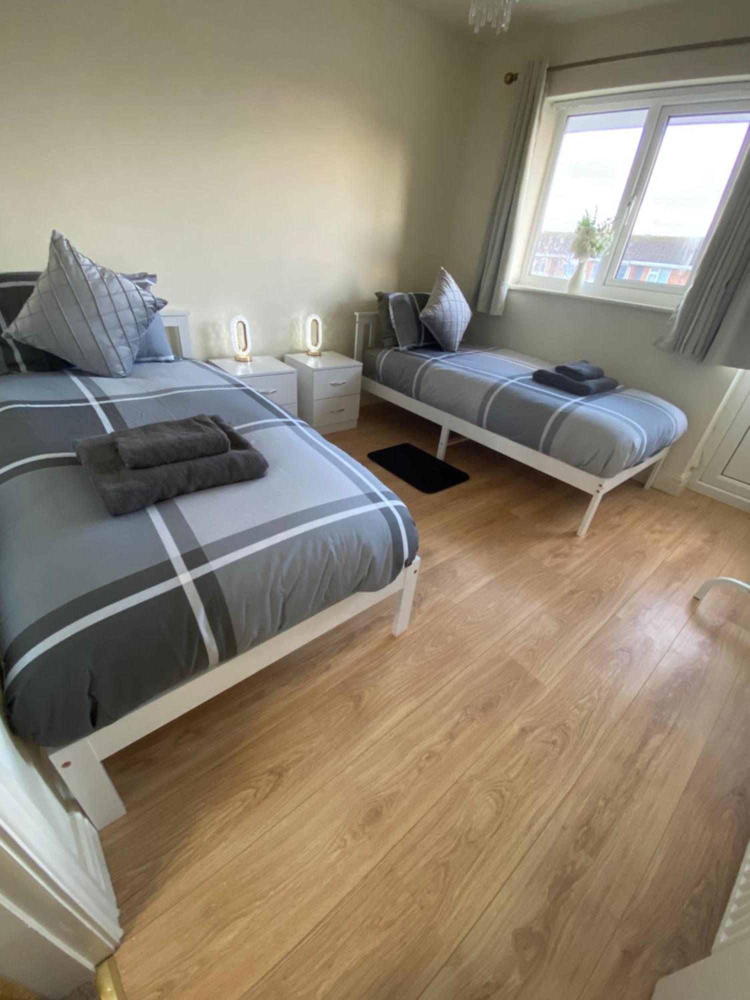Spacious 3 Bed House In Penrhyn Bay Holiday home