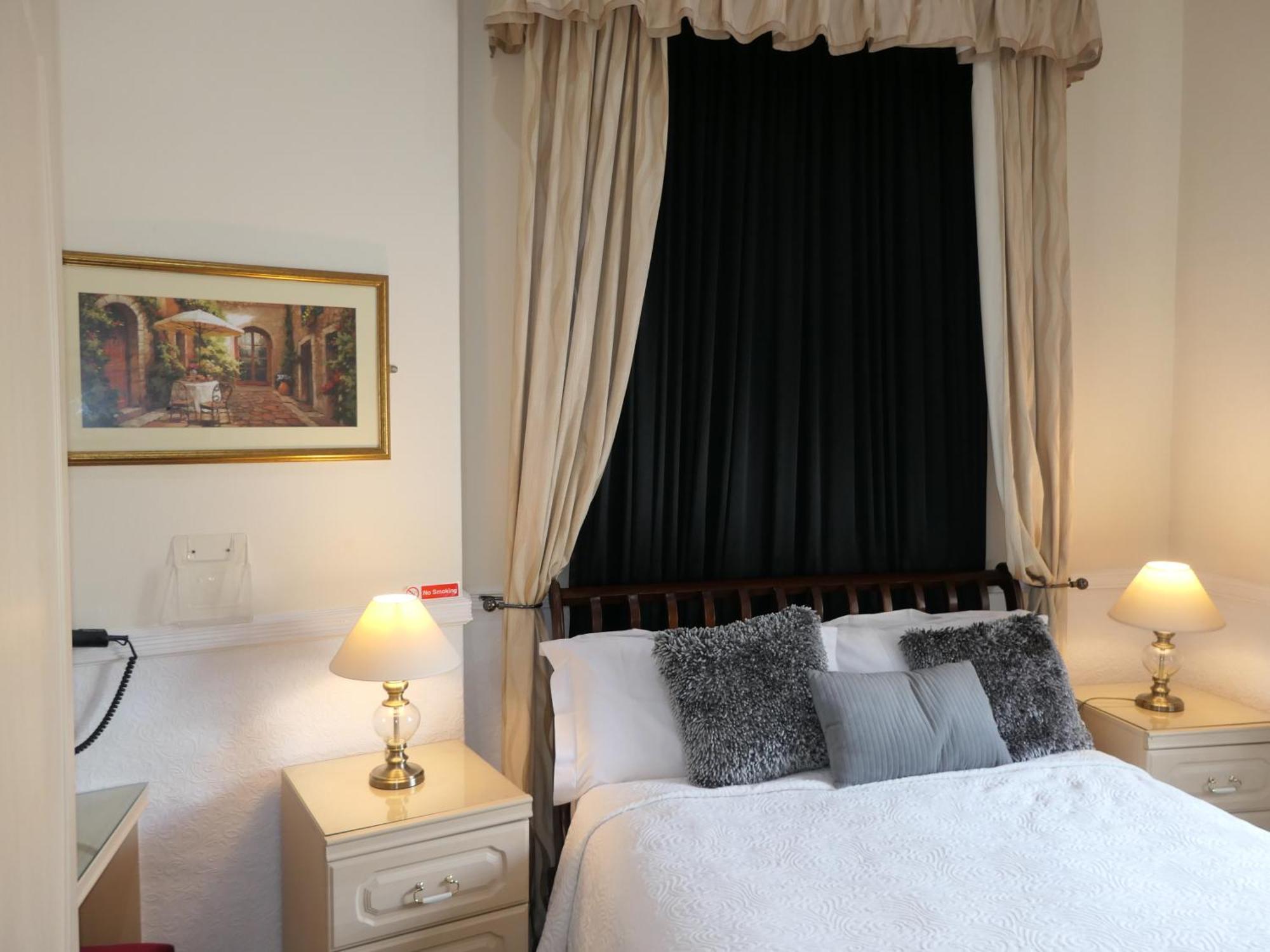 The Cumberland Bed & Breakfast Llandudno