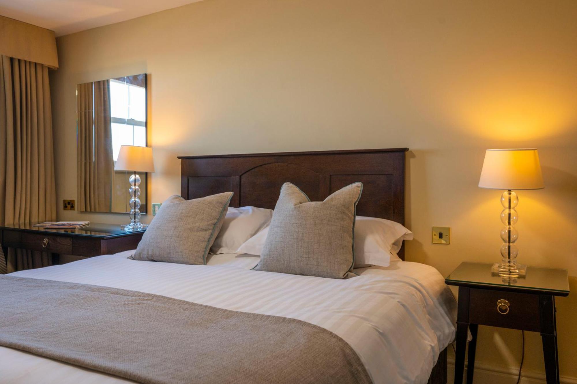 St George's - Hotel