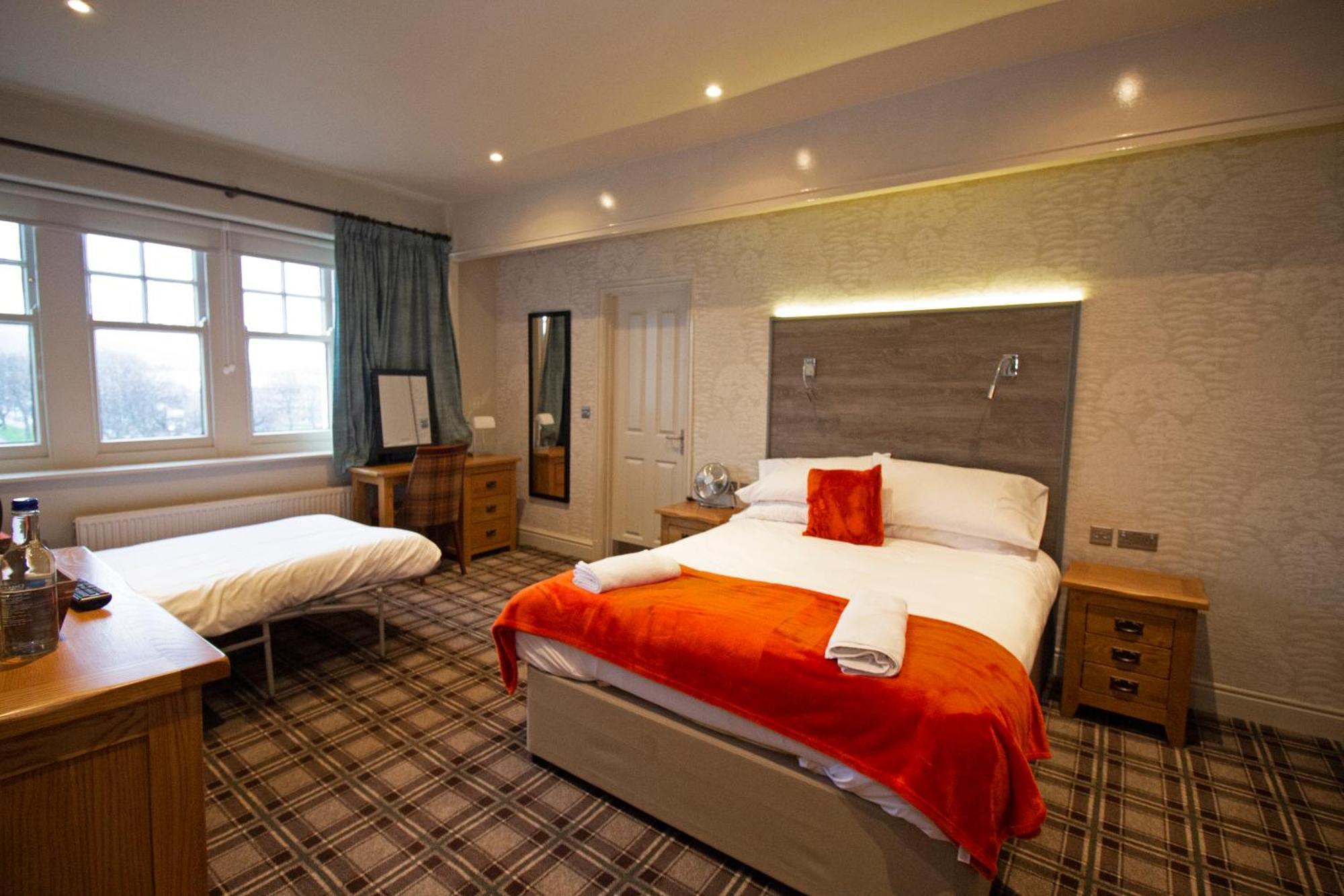 Hotel Gwesty Links