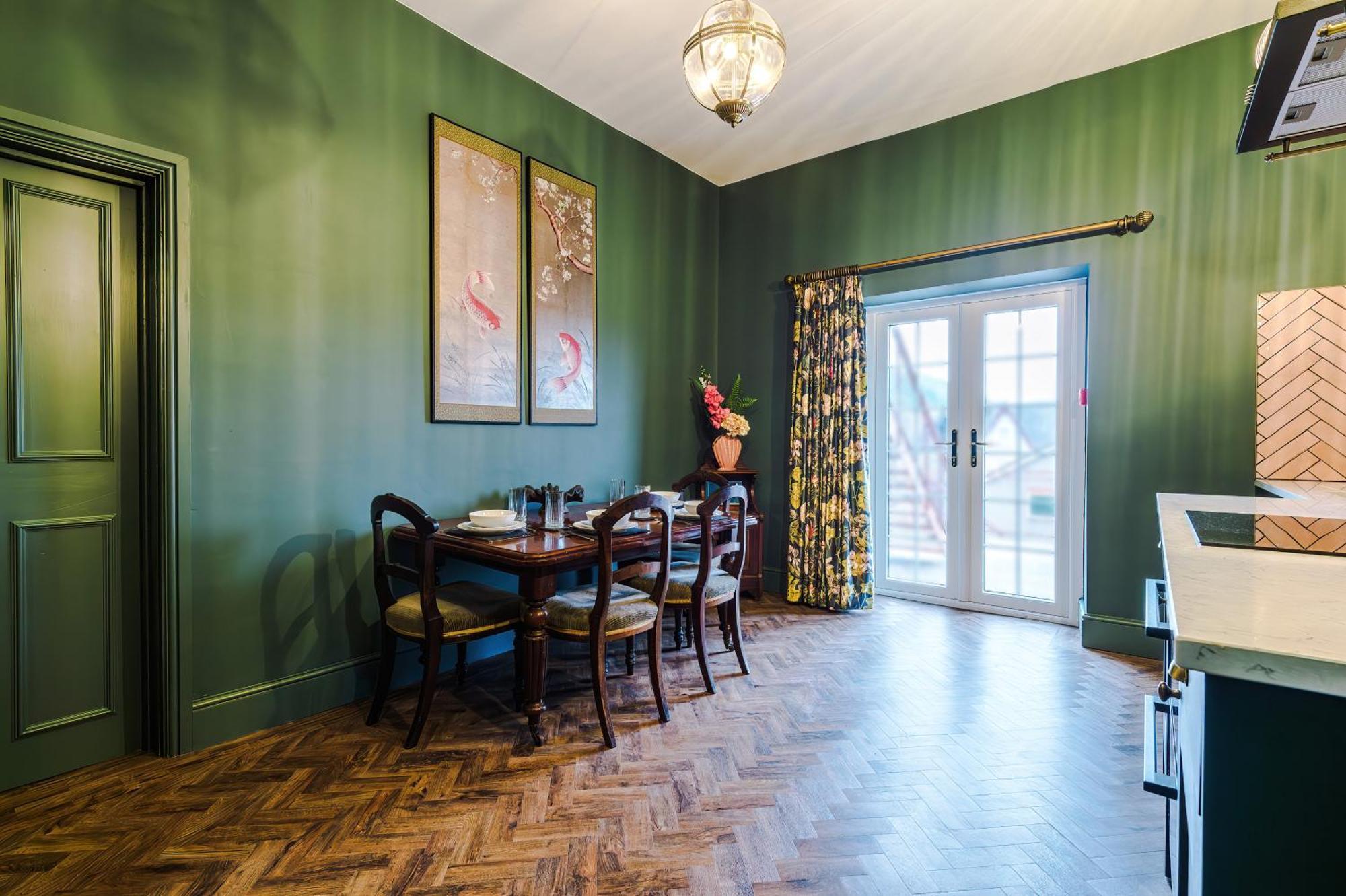 Russell Court By Orenda-luxe Aparthotel *