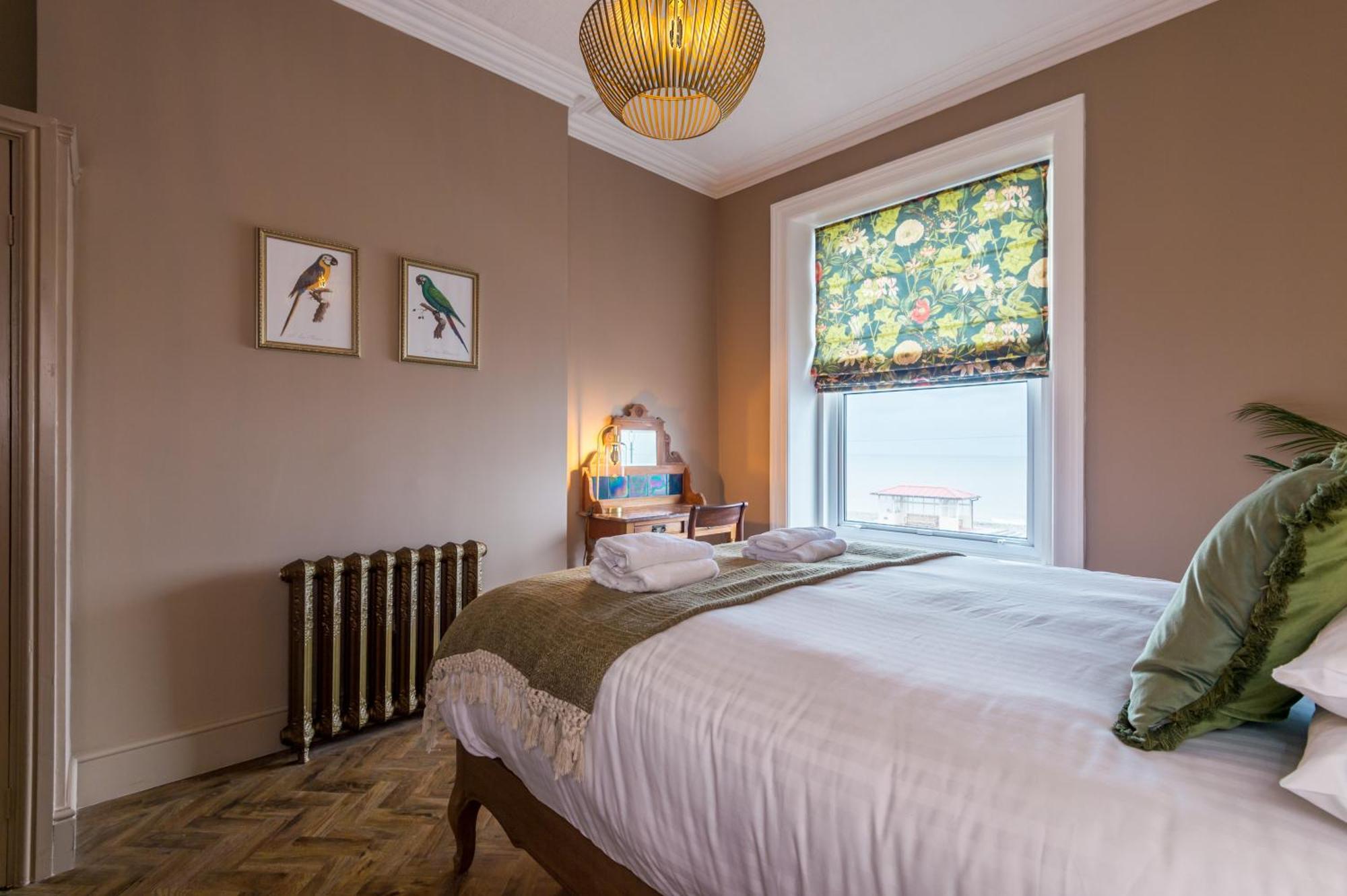 Aparthotel Russell Court By Orenda-luxe Llandudno