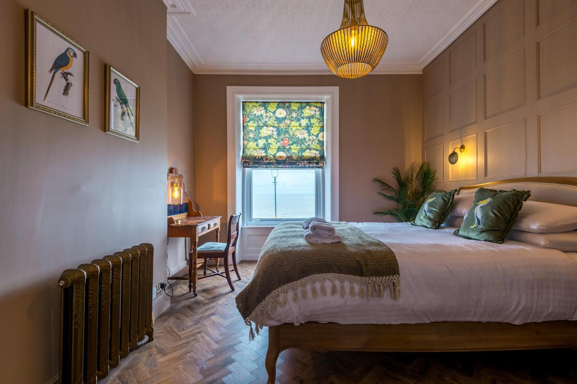 Russell Court By Orenda-luxe
