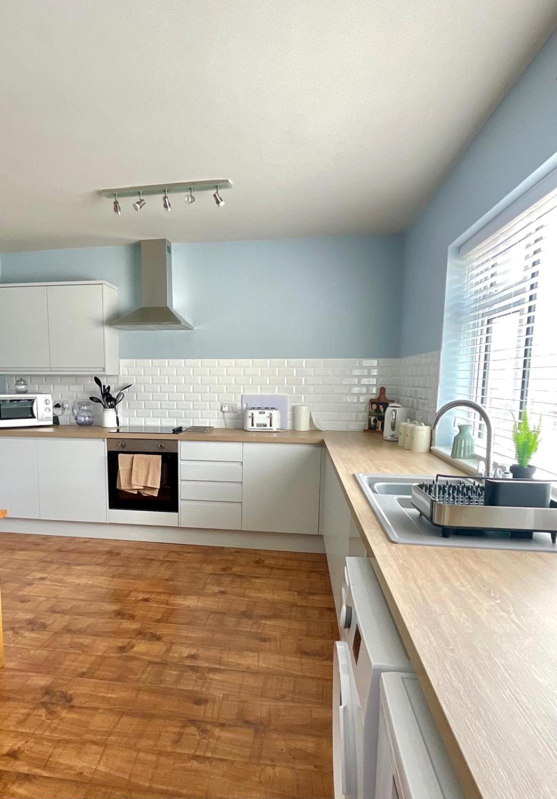 Lovely Big 3 Bedroom Maisonette Close To The * Llandudno