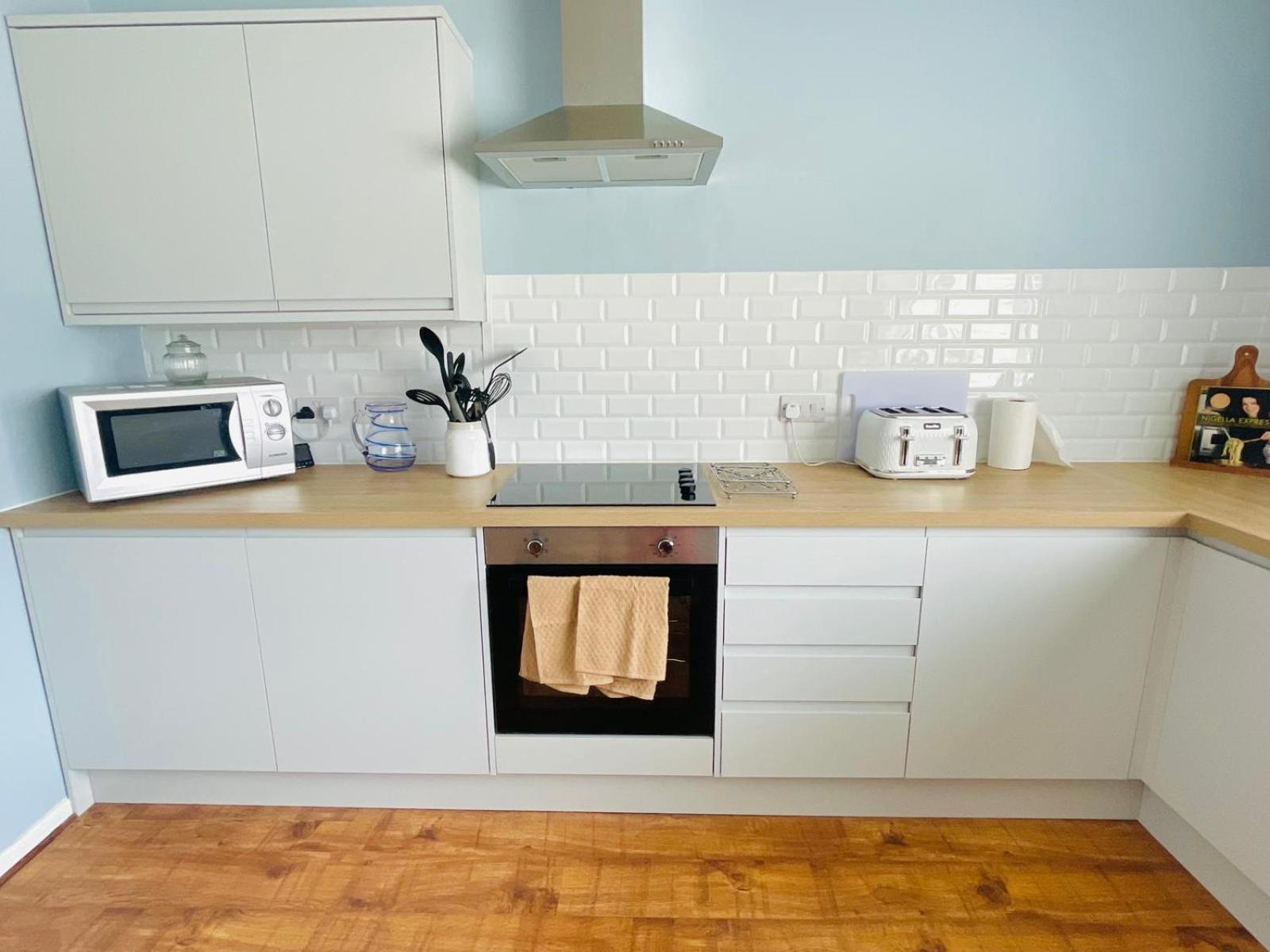Apartment Lovely Big 3 Bedroom Maisonette Close To The Llandudno