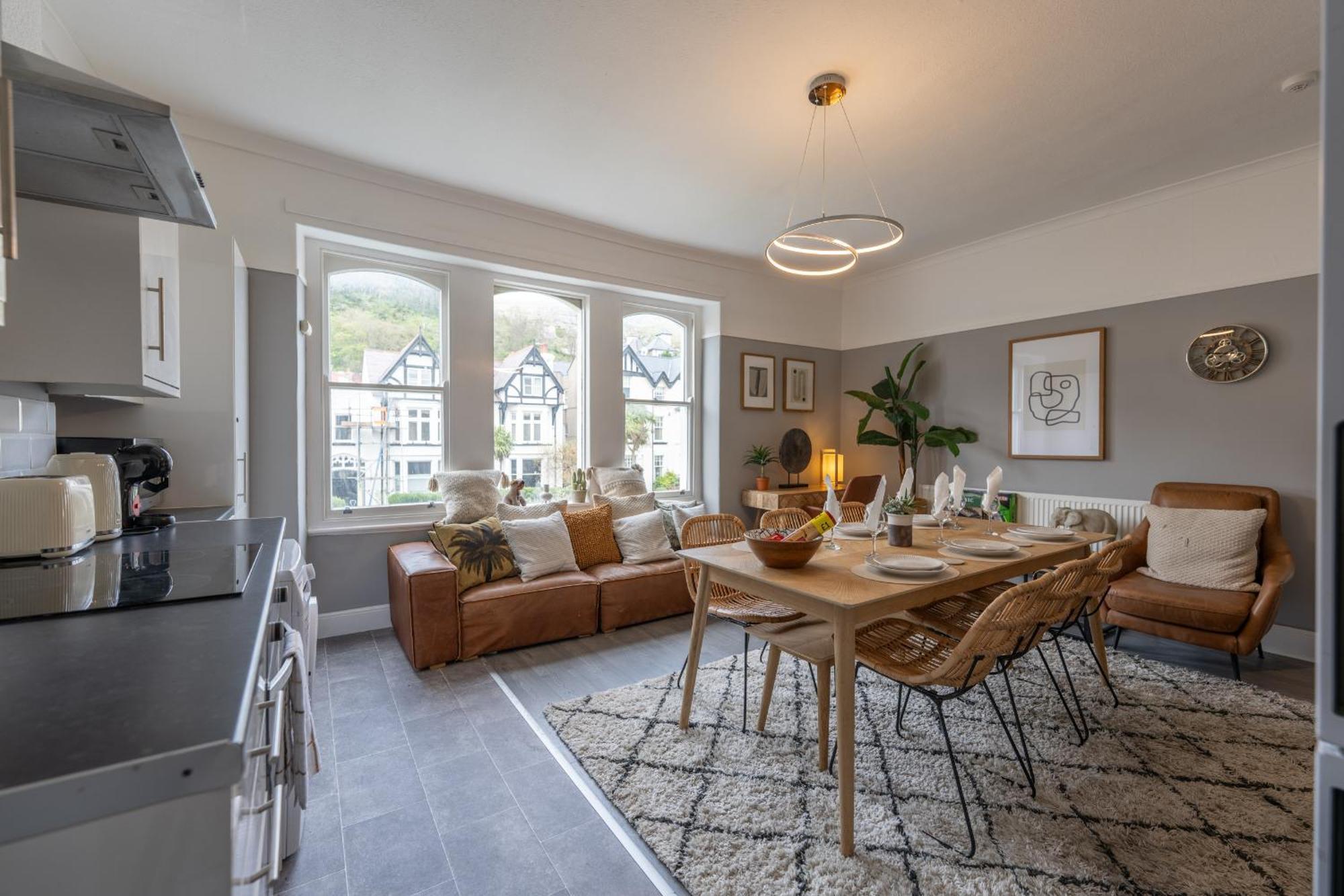 The Moorings Apartment