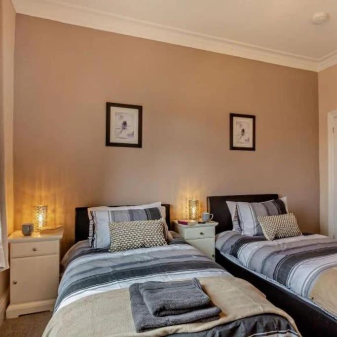 Holiday home Ty Llwyd - Luxury Holiday Home Sleeping 8, Hot Tub Available *