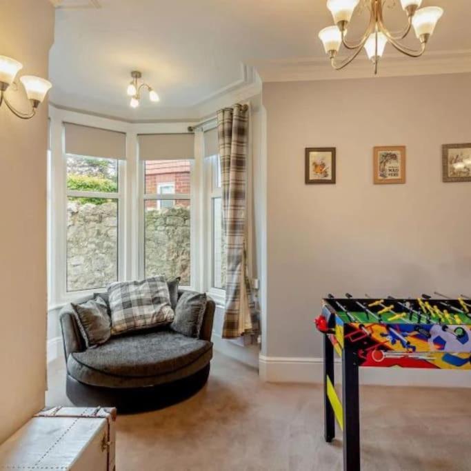 Holiday home Ty Llwyd - Luxury Holiday Home Sleeping 8, Hot Tub Available *