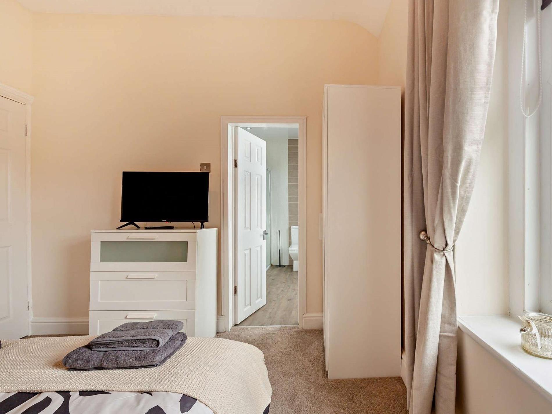 Holiday home 4 Bed In 95235
