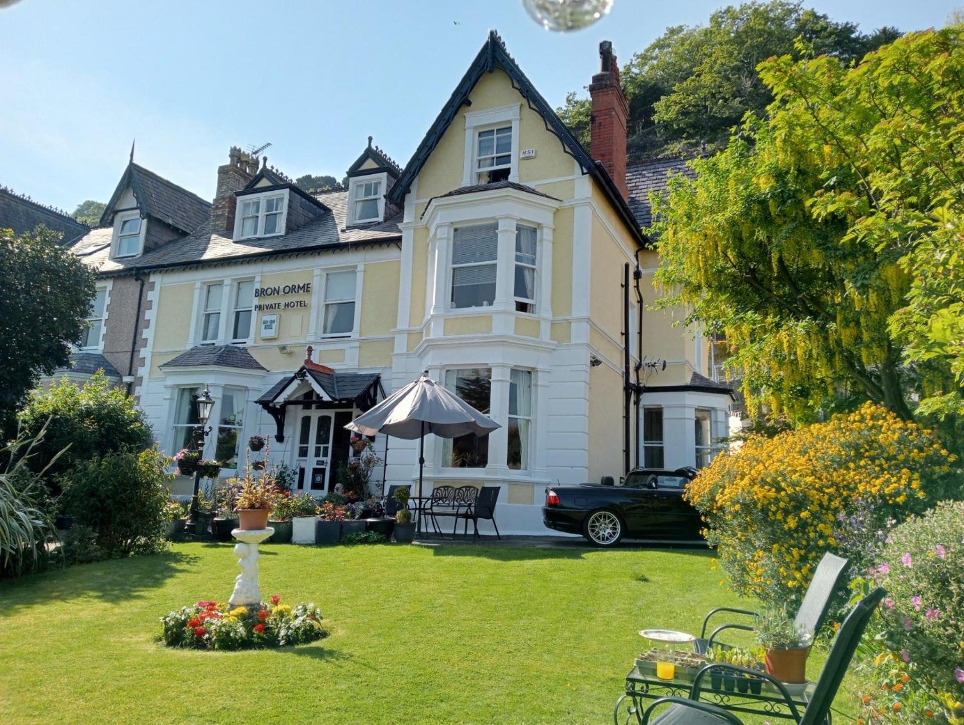 Bron Orme Private 4*