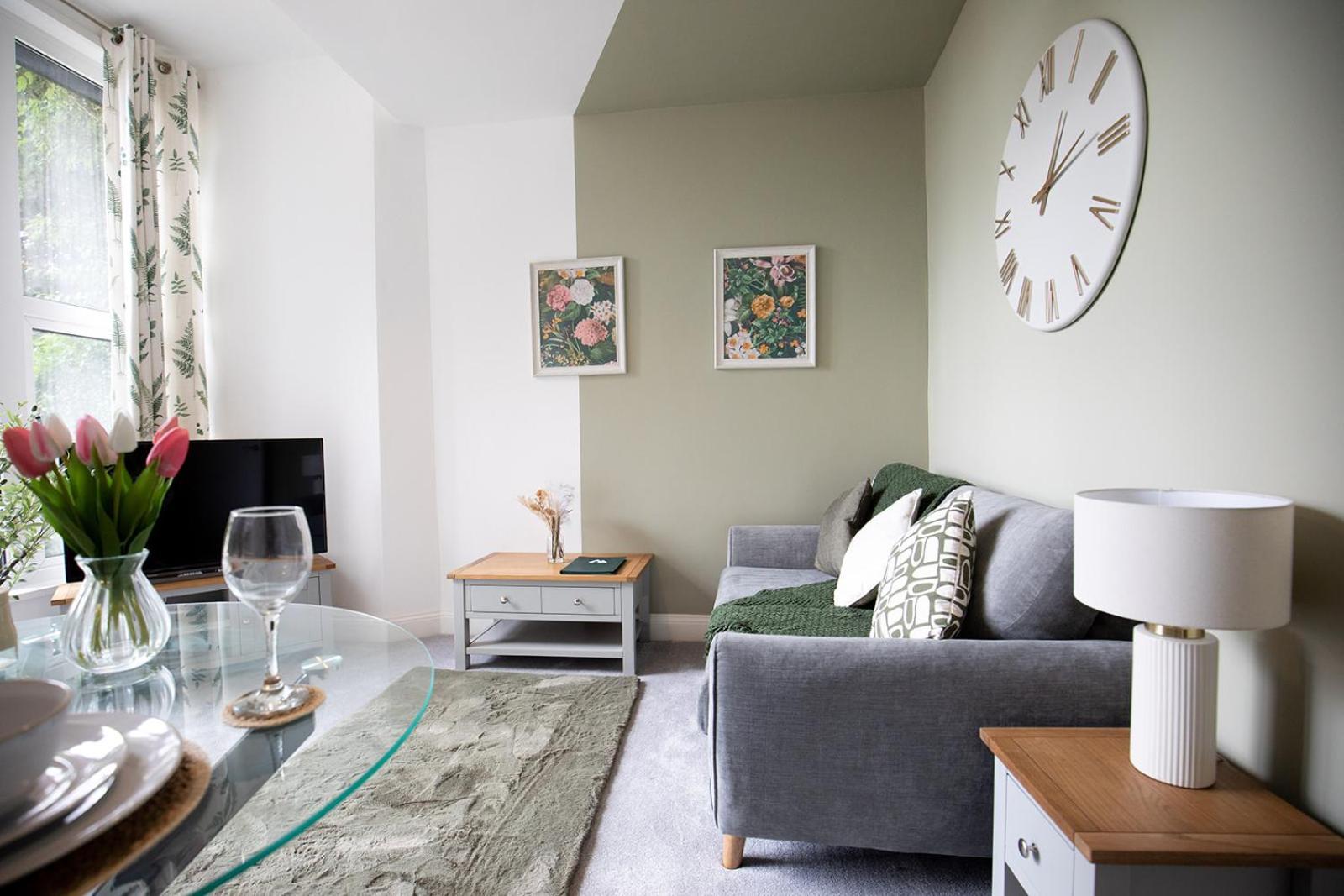 Anchorage 3 - Close To The Centre And The Beach, Located In Llandudno, North Wales Apartment
