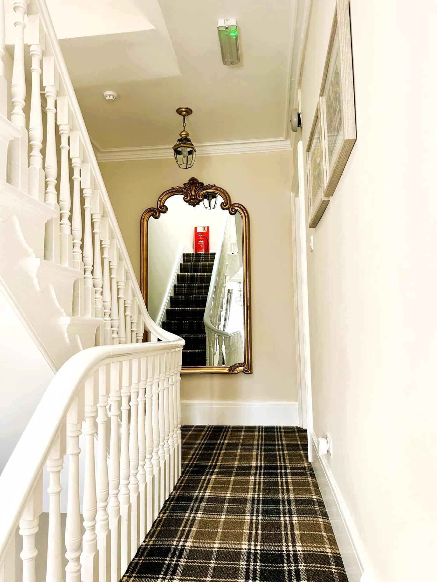 Apartment Willesden, 1, A Beautifully Furnished One Bedroomed In The Heart Of