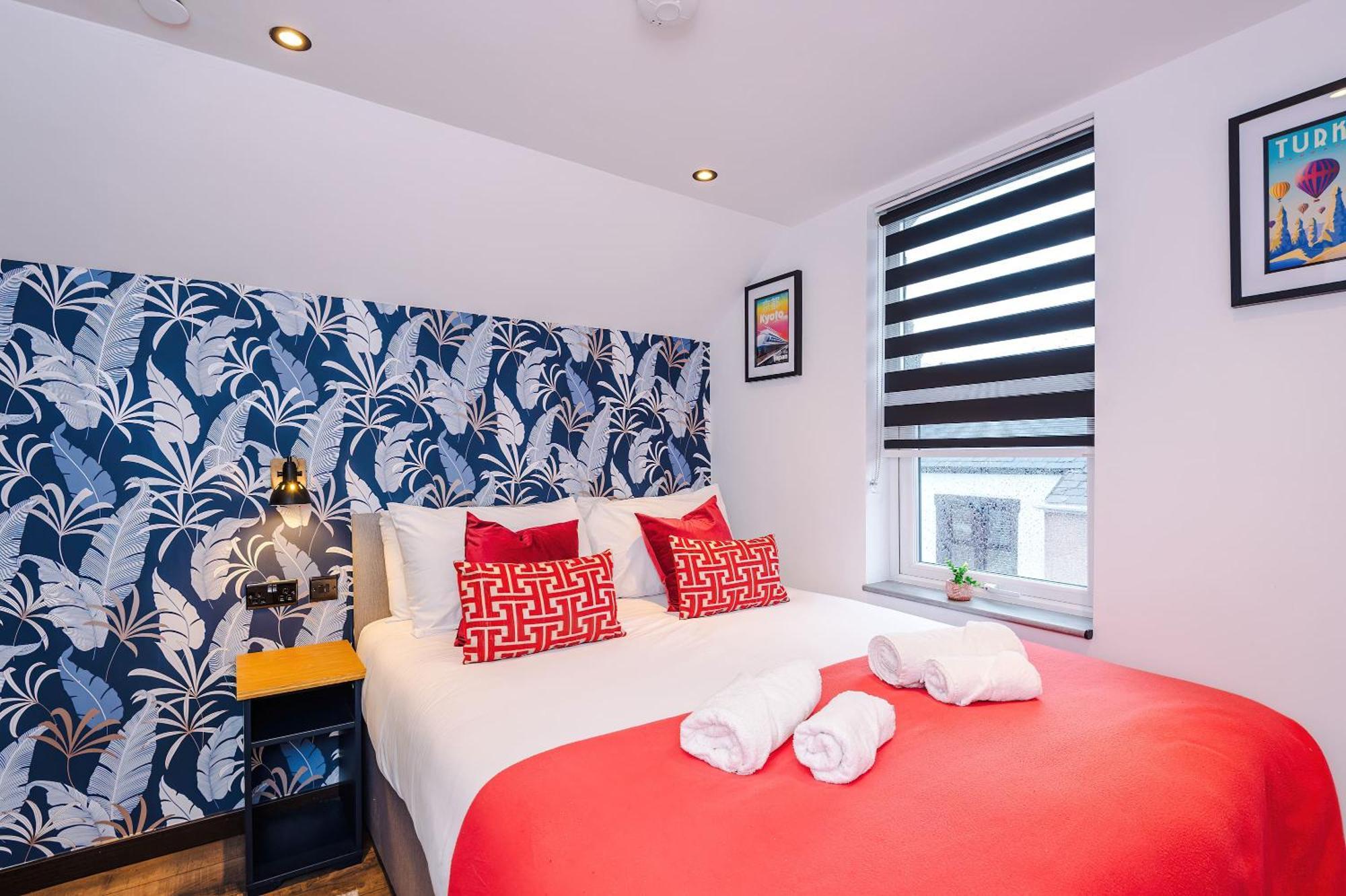 Apartment Court Complex - Sleeps 24