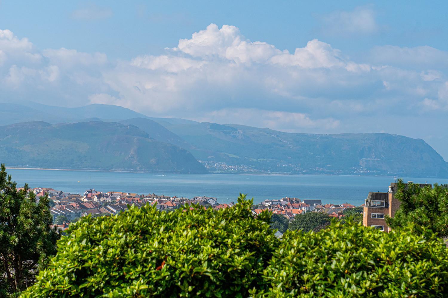 Glain Orme Holiday home Llandudno