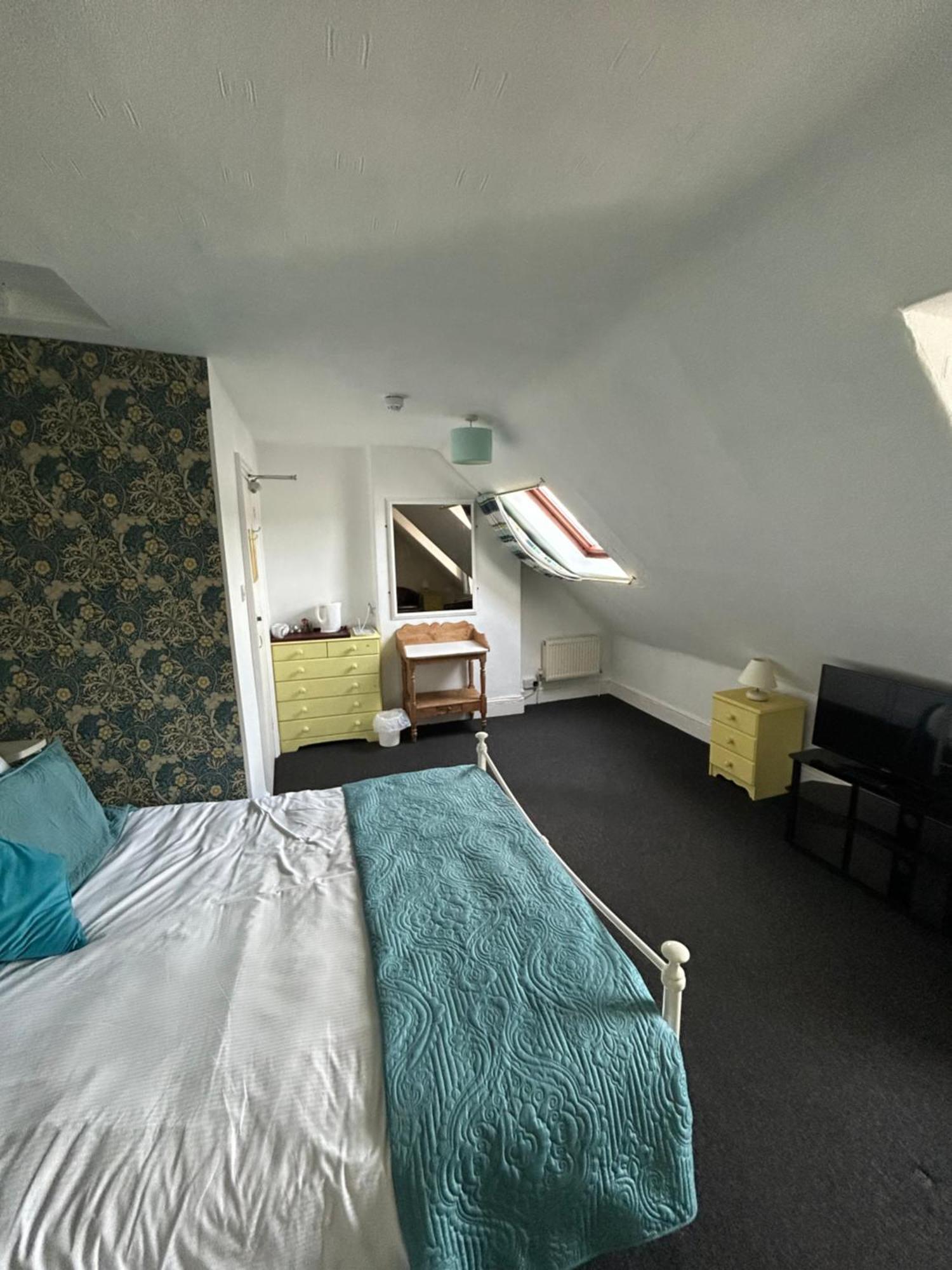Morlea Guest house *
