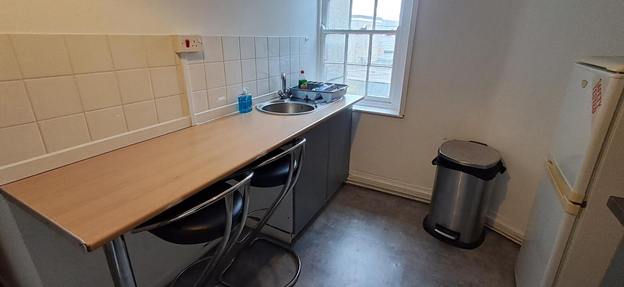 Montague House Apartment *