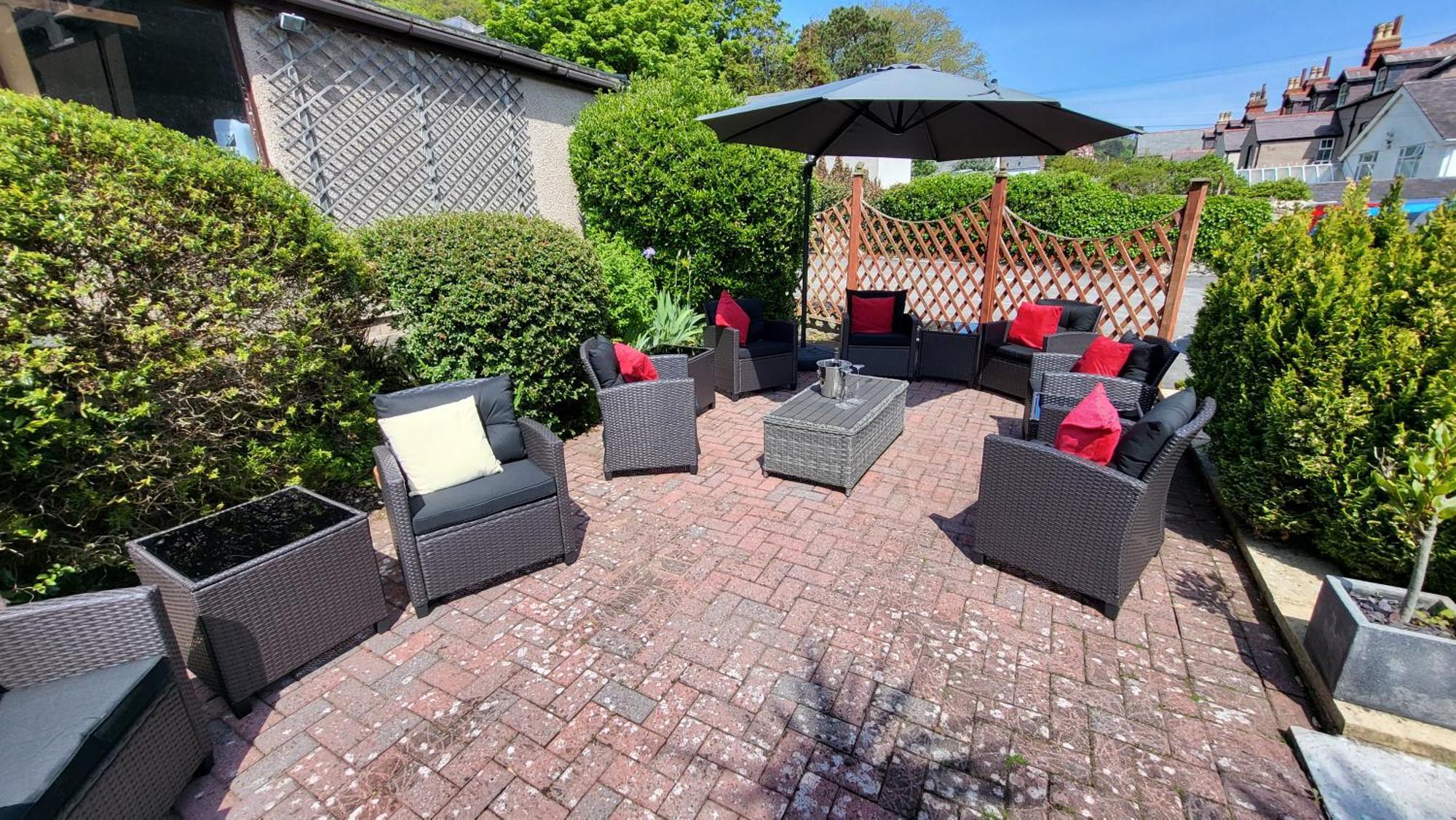 Guest house Bryn Derwen With Private Car Park 5*