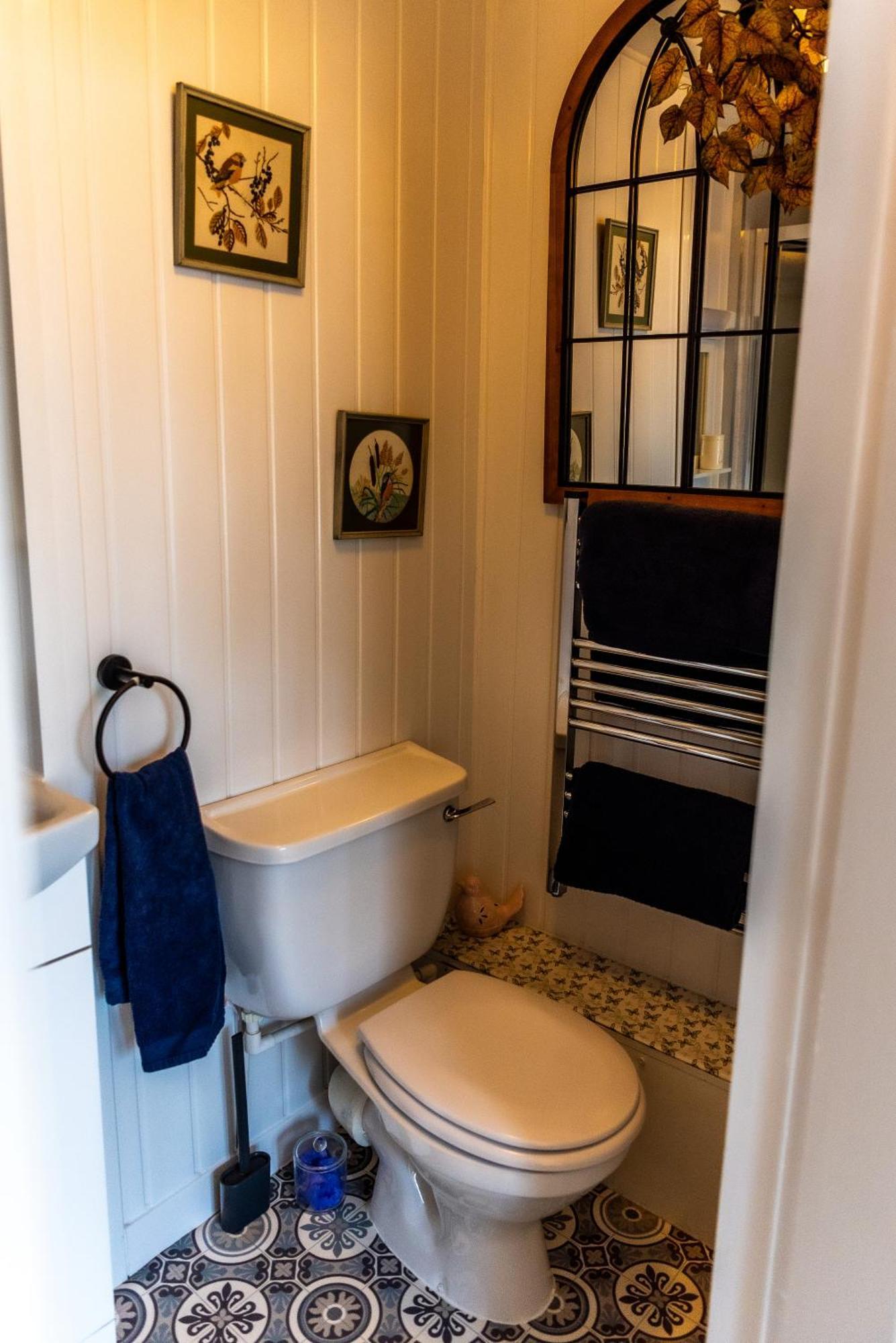 Guest house Mulberry House 2*