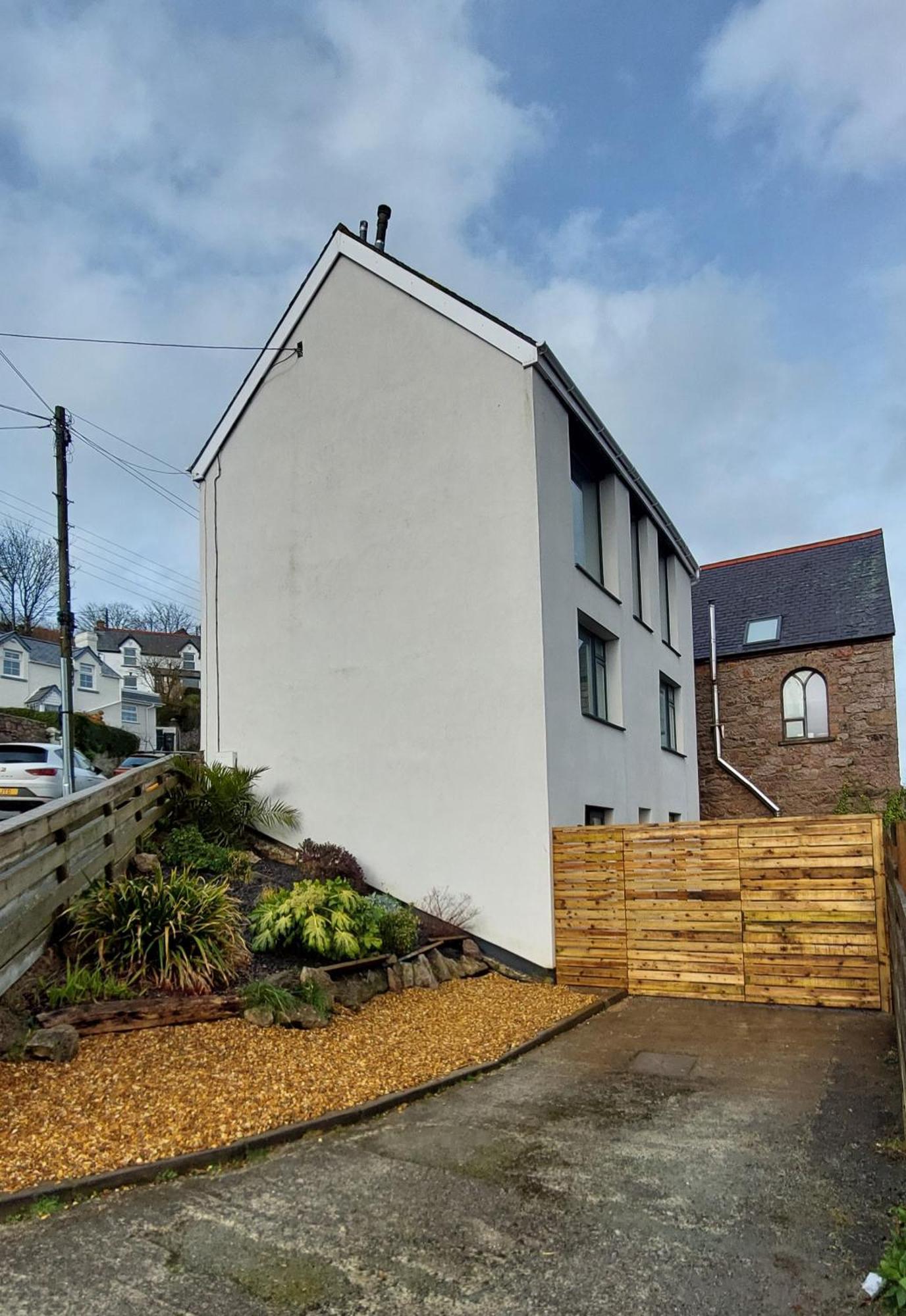 Detached House With Amazing Sea View And Hot Tub Holiday home *