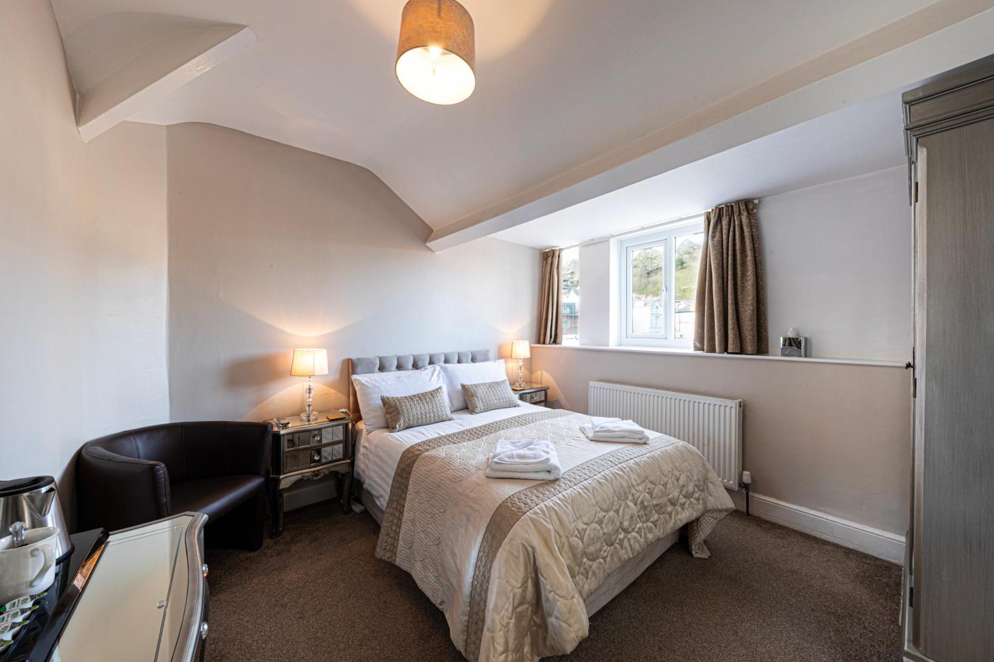 The Annan 3*