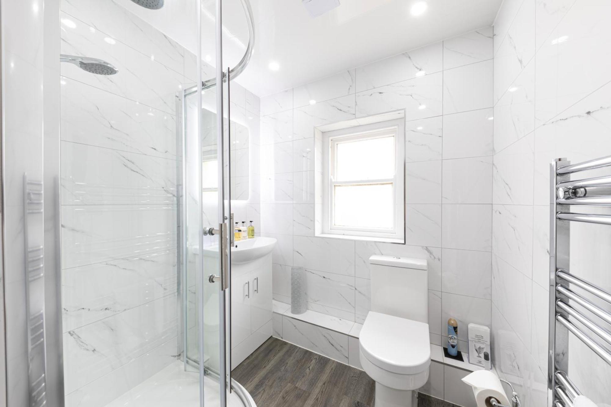 The Annan 3* Llandudno