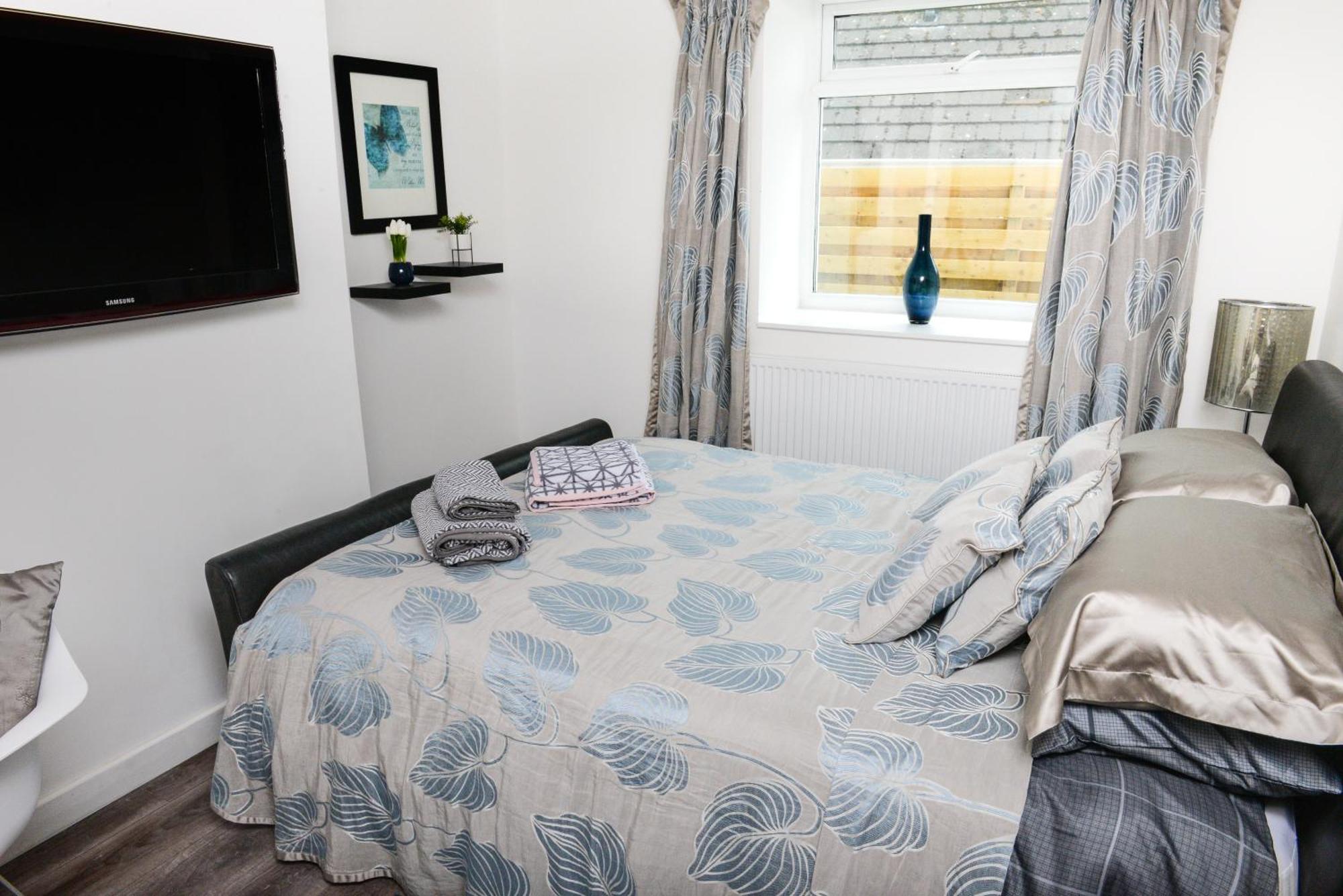Holiday home Detached House With Amazing Sea View And Hot Tub Llandudno