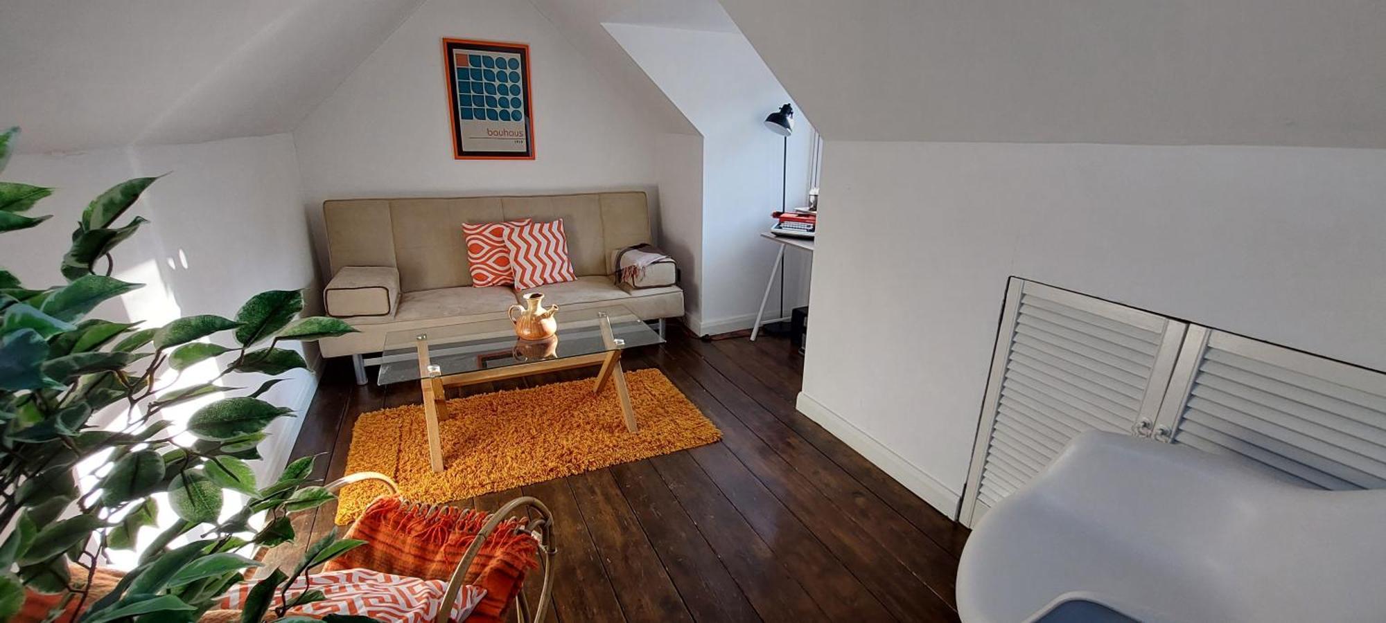 Detached House With Amazing Sea View And Hot Tub Llandudno